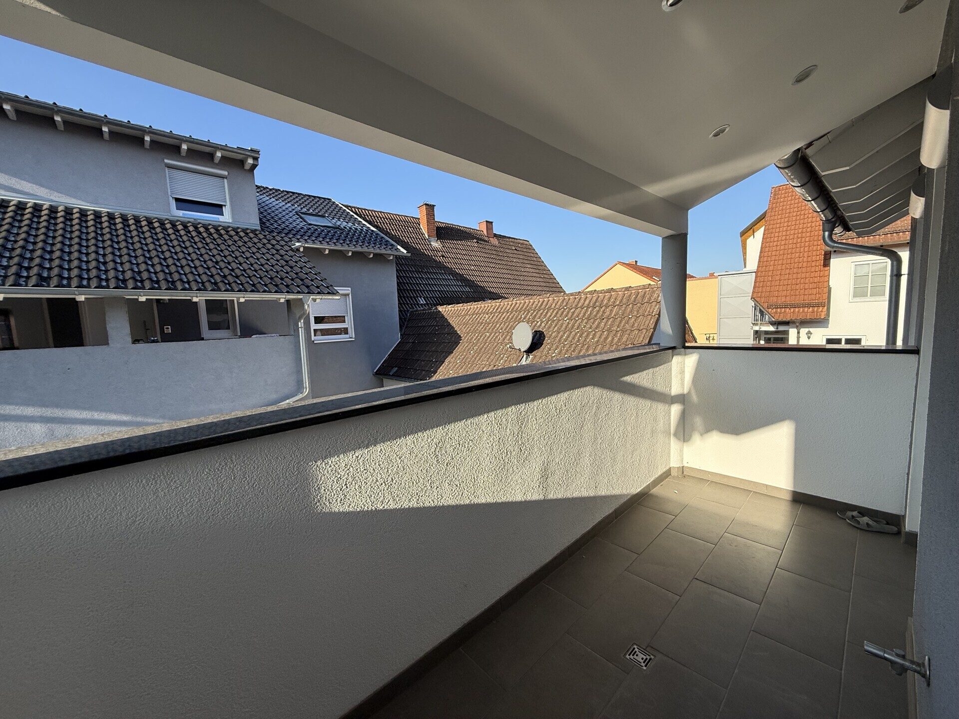 Immobilienangebot - Altlußheim - Alle - Großzügige neuwertige Stadtvilla -exklusives Wohnen auf 345m² in Altlußheim