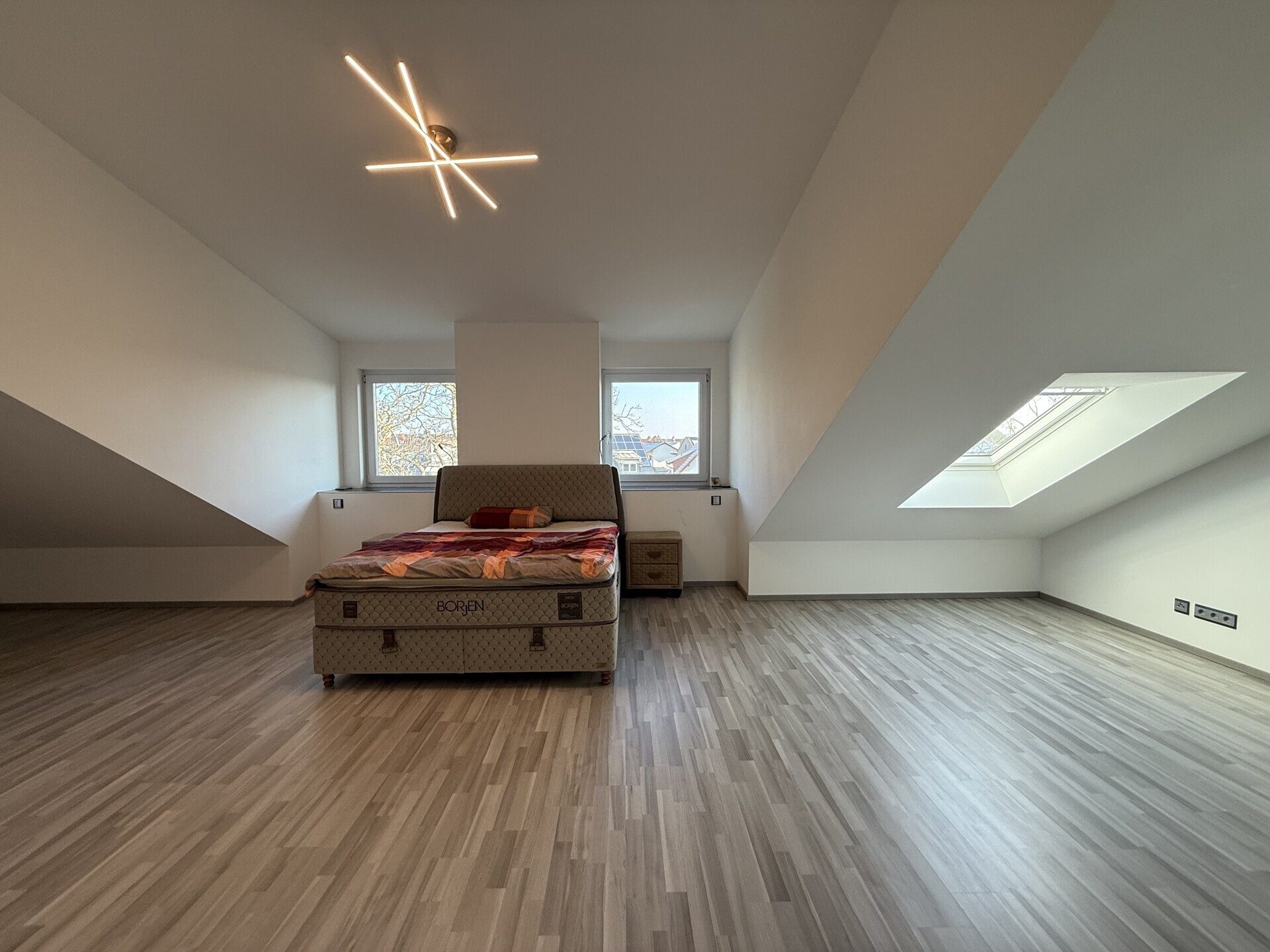 Immobilienangebot - Altlußheim - Alle - Großzügige neuwertige Stadtvilla -exklusives Wohnen auf 345m² in Altlußheim