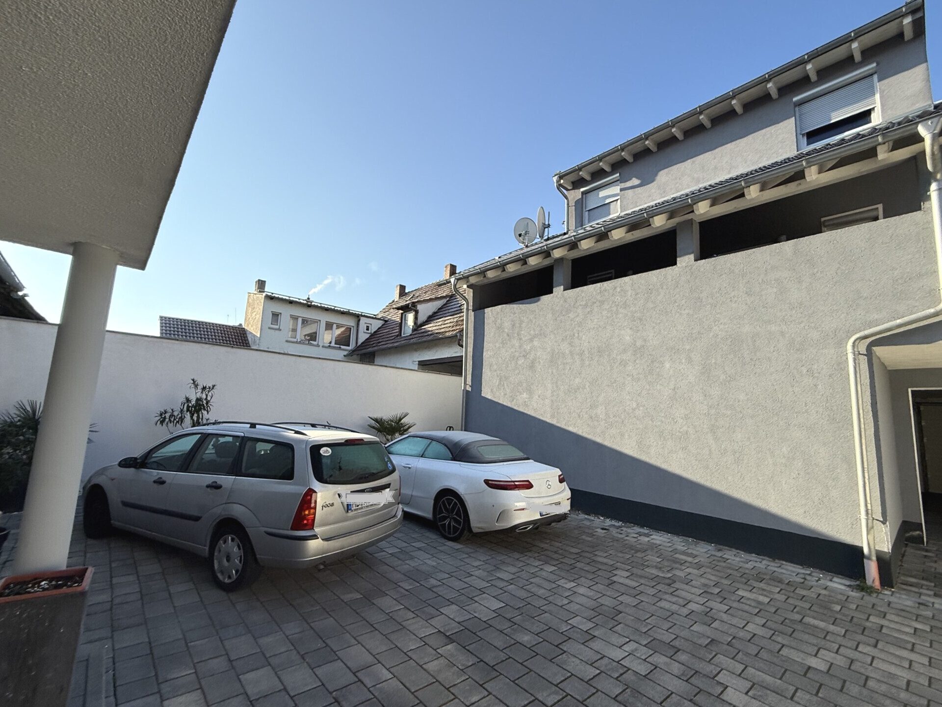 Immobilienangebot - Altlußheim - Alle - Großzügige neuwertige Stadtvilla -exklusives Wohnen auf 345m² in Altlußheim