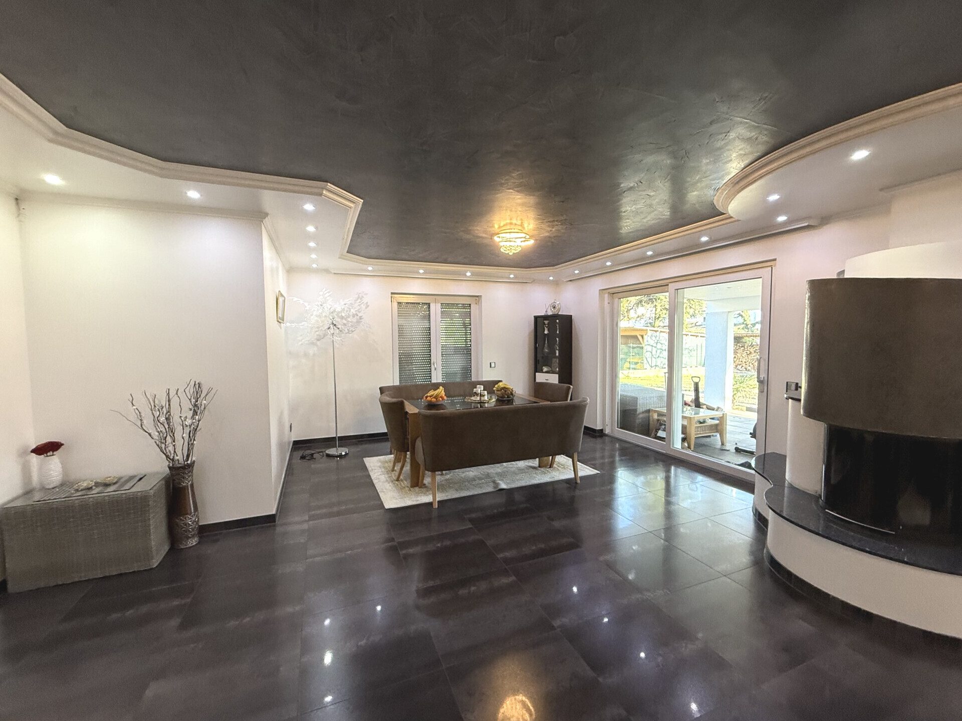 Immobilienangebot - Altlußheim - Alle - Großzügige neuwertige Stadtvilla -exklusives Wohnen auf 345m² in Altlußheim