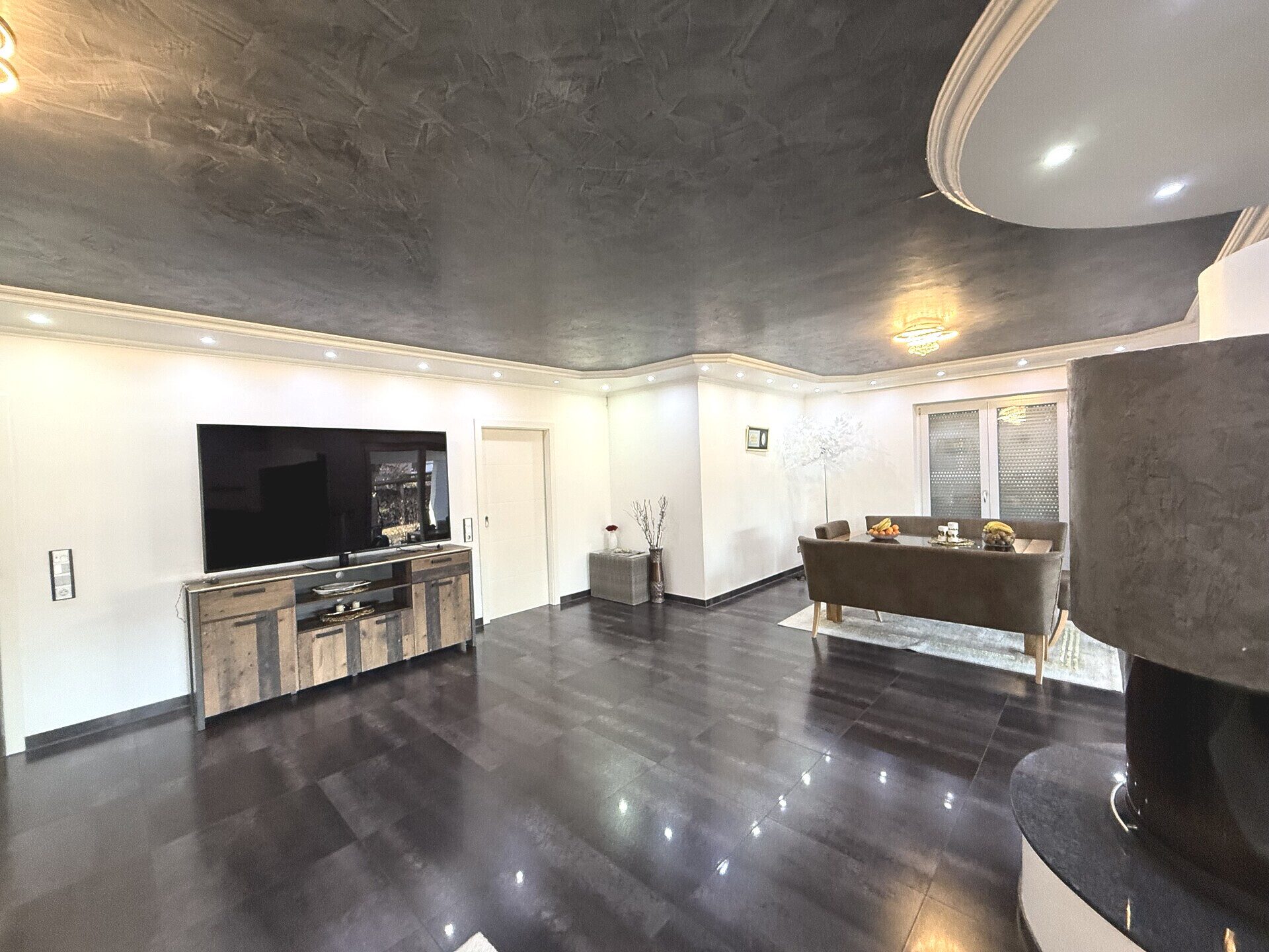Immobilienangebot - Altlußheim - Alle - Großzügige neuwertige Stadtvilla -exklusives Wohnen auf 345m² in Altlußheim