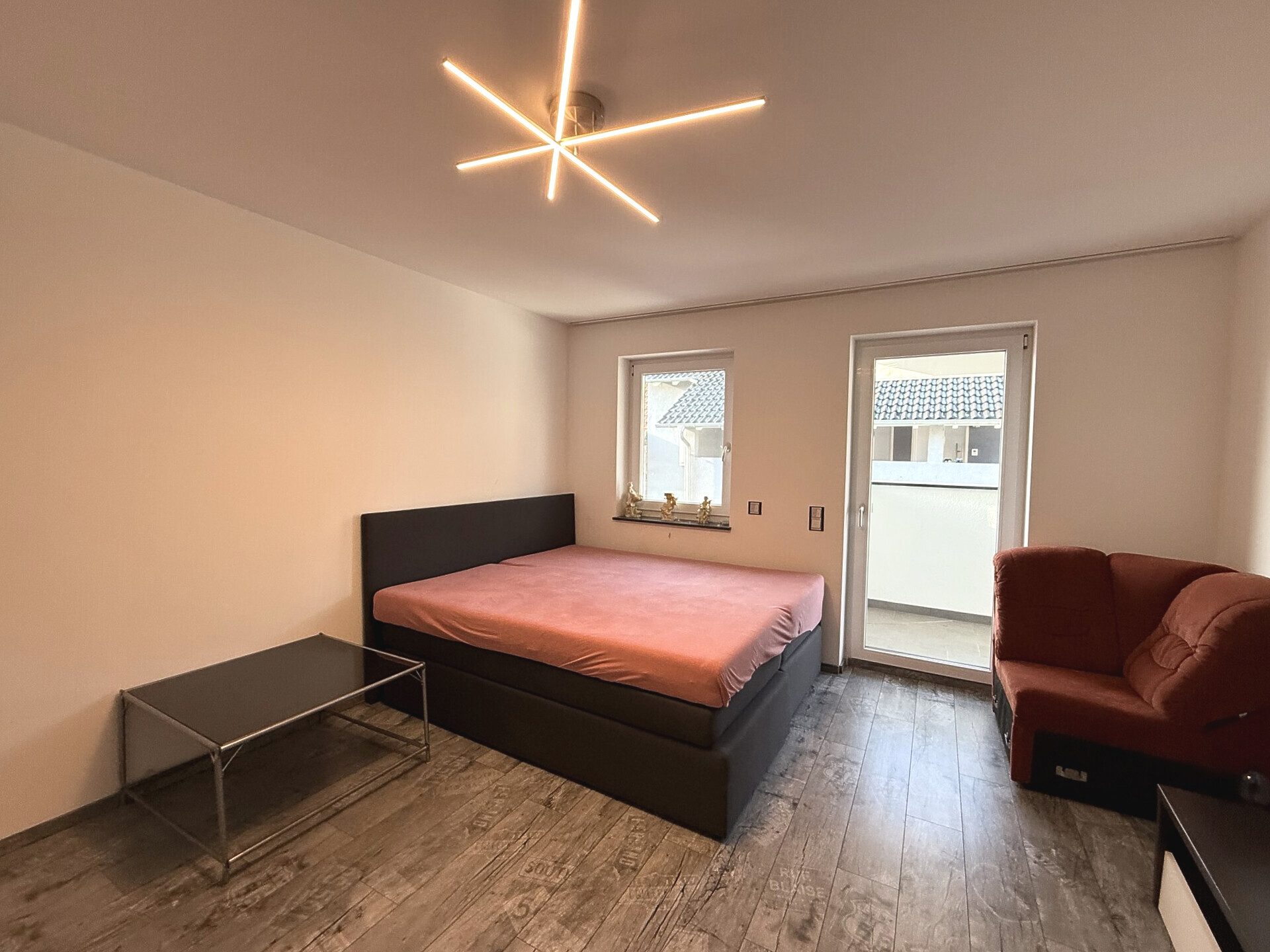 Immobilienangebot - Altlußheim - Alle - Großzügige neuwertige Stadtvilla -exklusives Wohnen auf 345m² in Altlußheim
