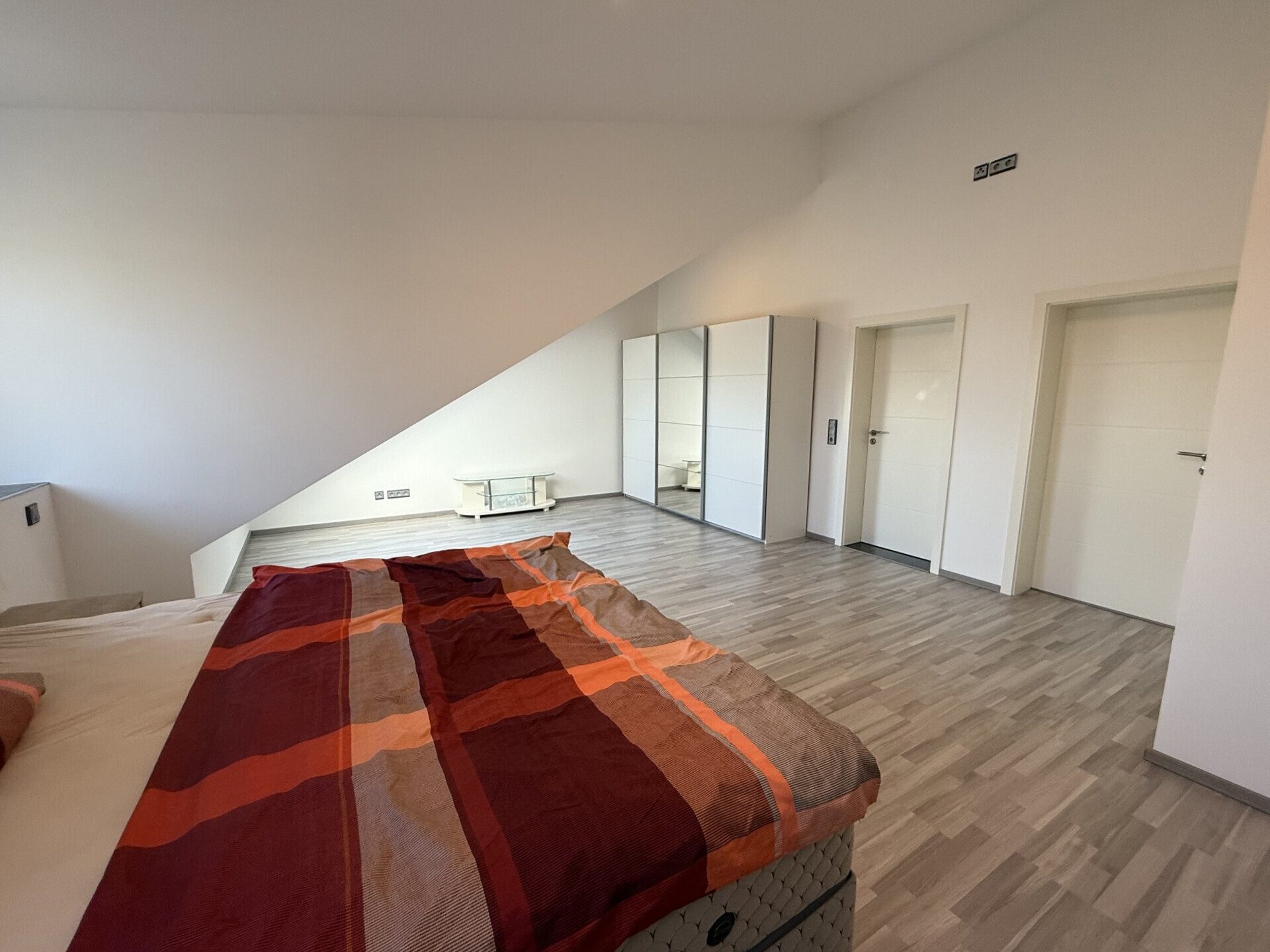 Immobilienangebot - Altlußheim - Alle - Großzügige neuwertige Stadtvilla -exklusives Wohnen auf 345m² in Altlußheim