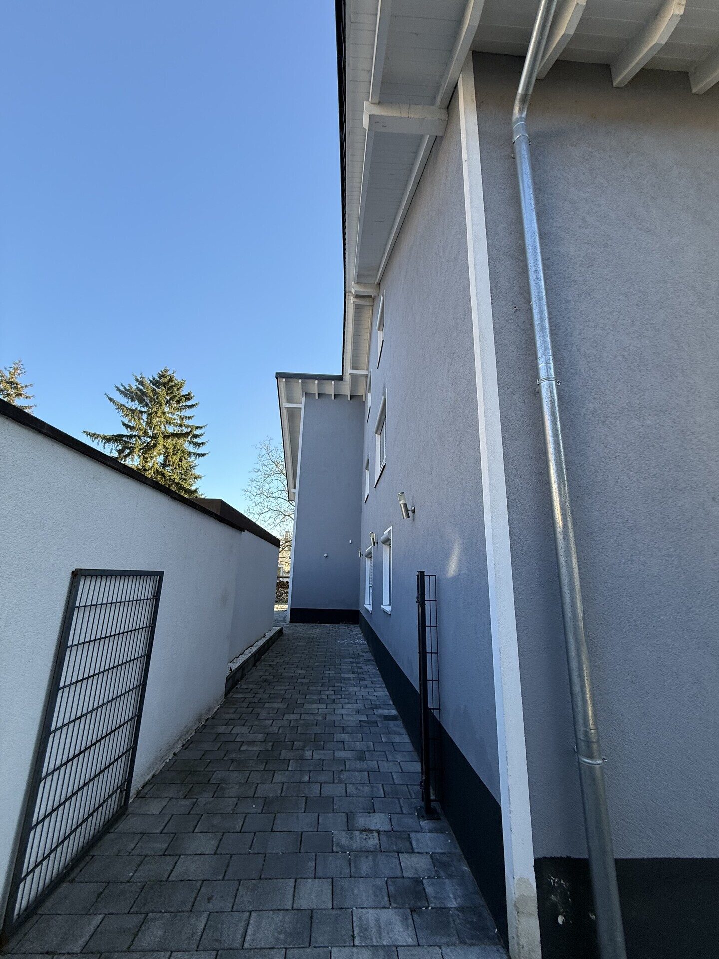 Immobilienangebot - Altlußheim - Alle - Großzügige neuwertige Stadtvilla -exklusives Wohnen auf 345m² in Altlußheim