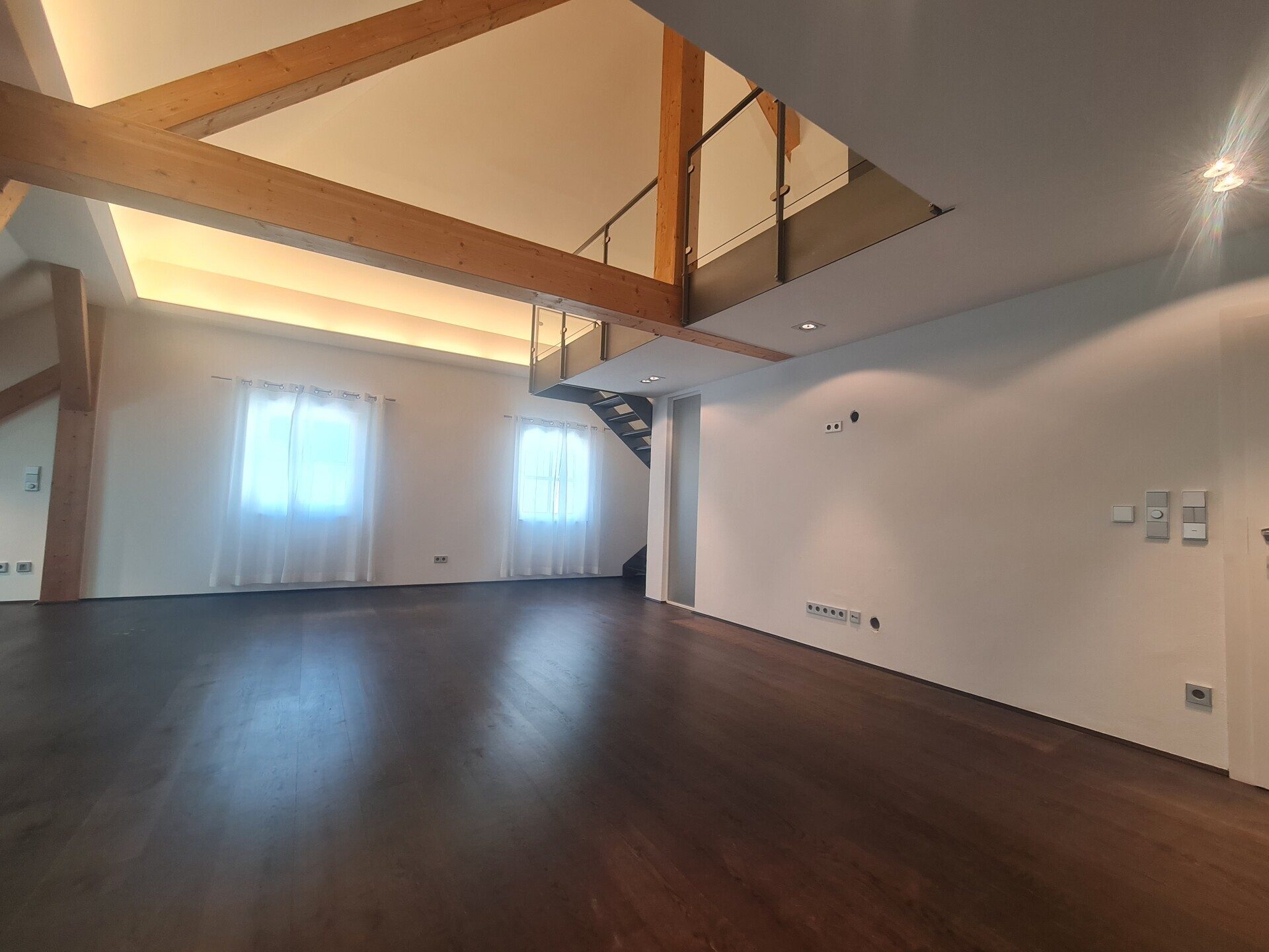 Immobilienangebot - Röhrnbach - Alle - Tolle, große Wohnung im Loft-Style. 
Auch für die Kombination aus Wohnen und Arbeiten gut geeignet.