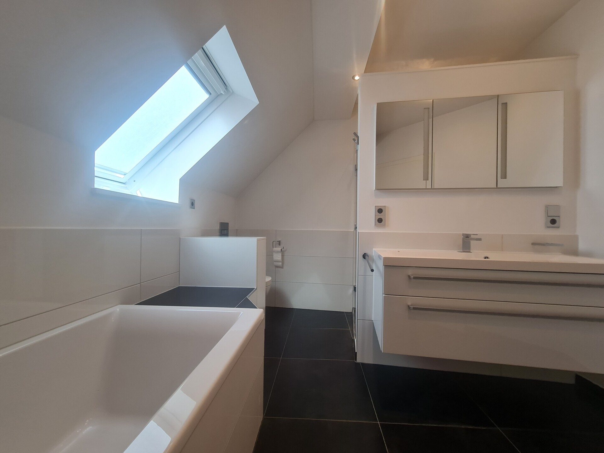 Immobilienangebot - Röhrnbach - Alle - Tolle, große Wohnung im Loft-Style. 
Auch für die Kombination aus Wohnen und Arbeiten gut geeignet.