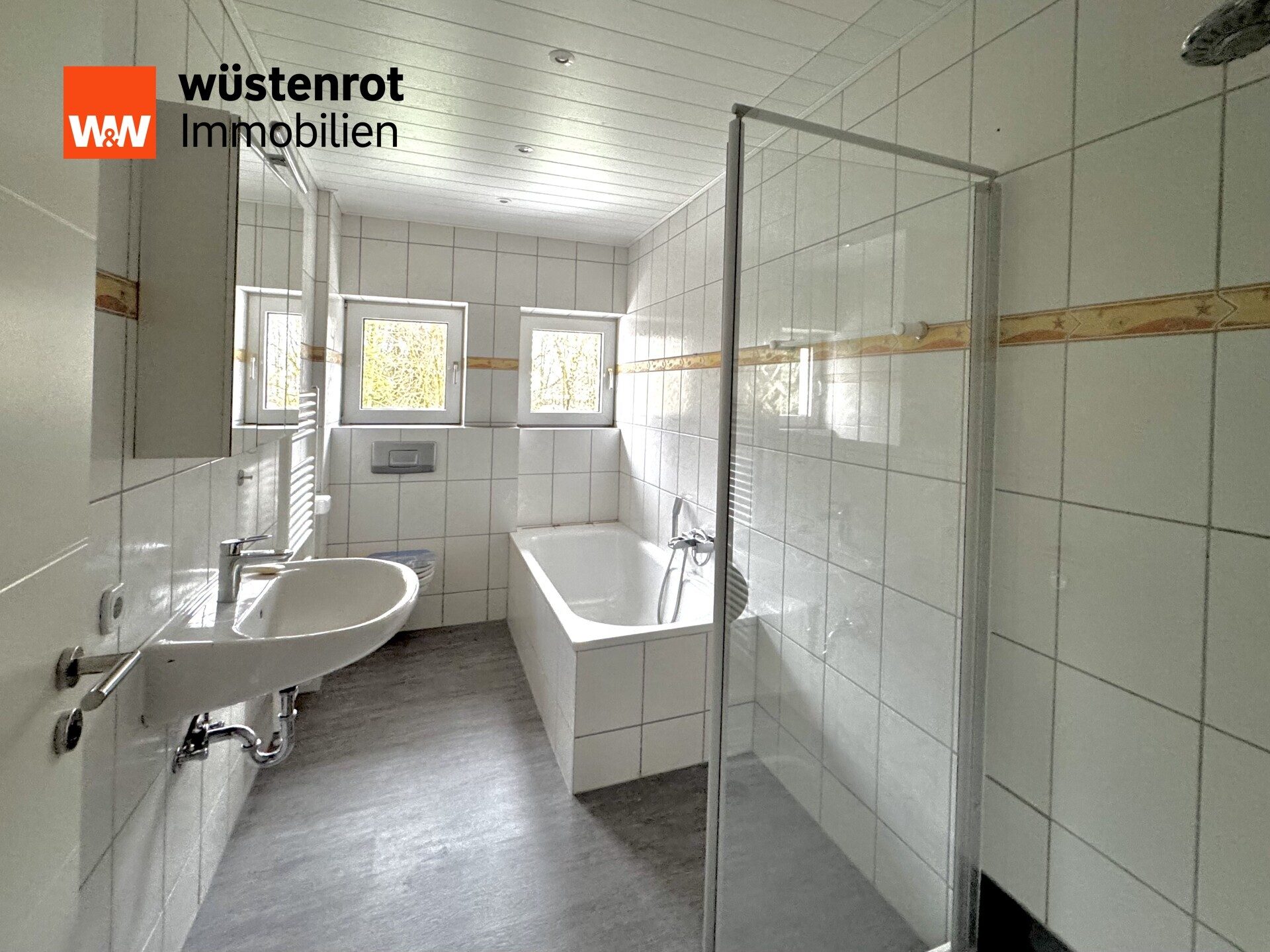 Immobilienangebot - Marl / Drewer - Alle - Zweifamilienhaus, großer Garten, Doppelgarage, Balkon und Terrasse, moderne Heizung, moderne Fenster