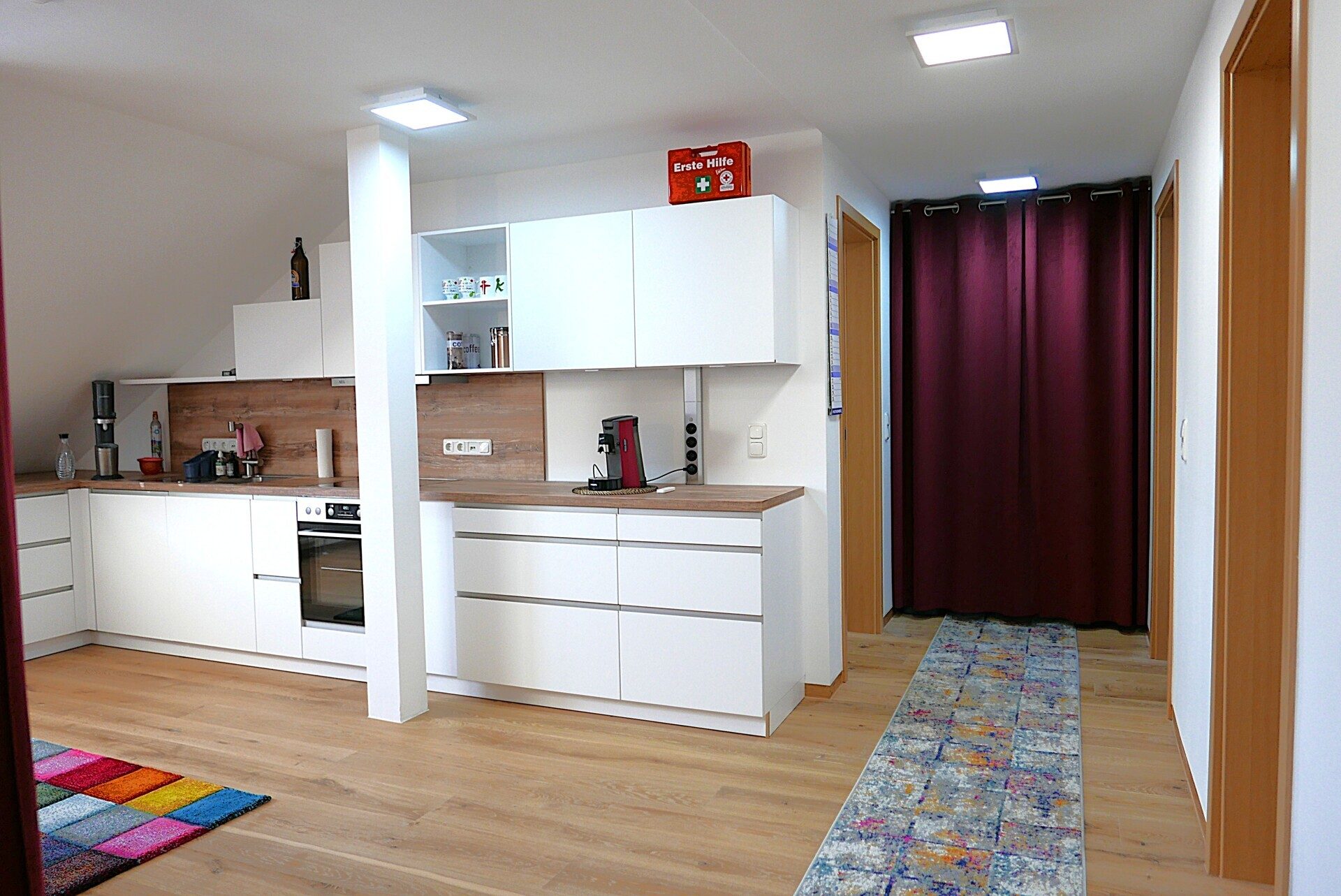 Immobilienangebot - Loßburg - Alle - Neuwertige und exclusiv ausgestattete 3-Zimmer-Eigentumswohnung am Ortsrand von Loßburg.