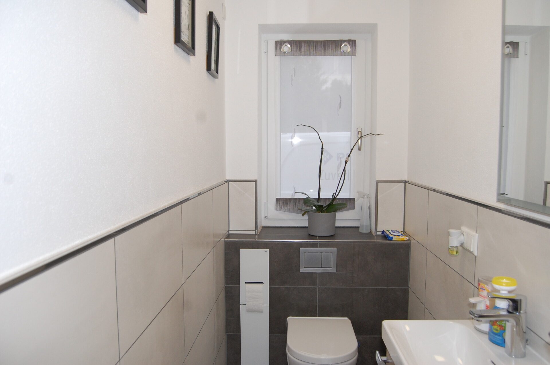 Immobilienangebot - Windberg - Alle - Neuwertige energieeffiziente Doppelhaushälfte mit PV-Anlage und großzügigem Platzangebot in Windberg