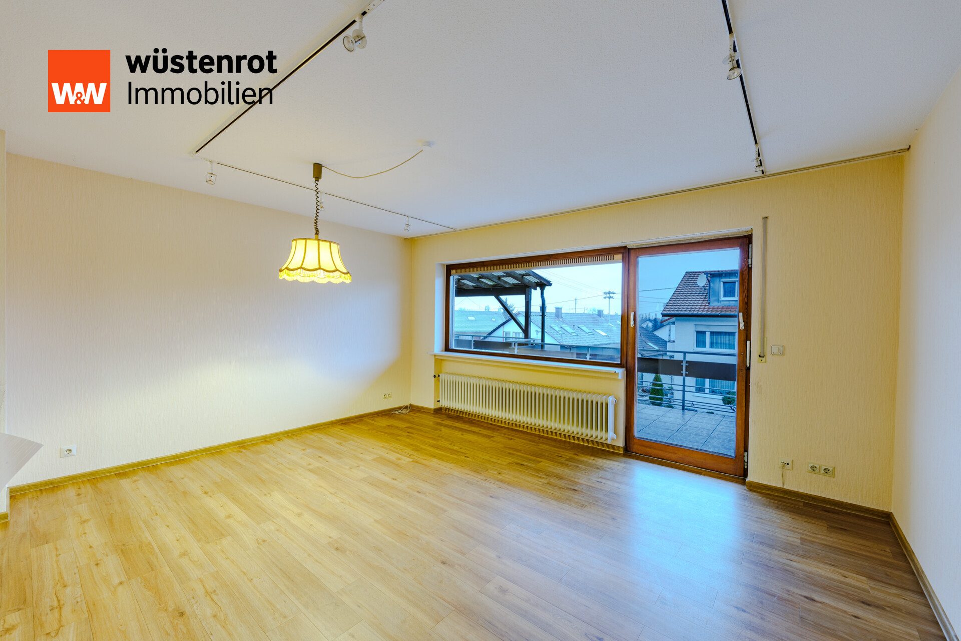 Immobilienangebot - Lahr/Schwarzwald / Mietersheim - Alle - **Zweifamilienhaus mit großzügiger Hauptwohnung und separater Einliegerwohnung**