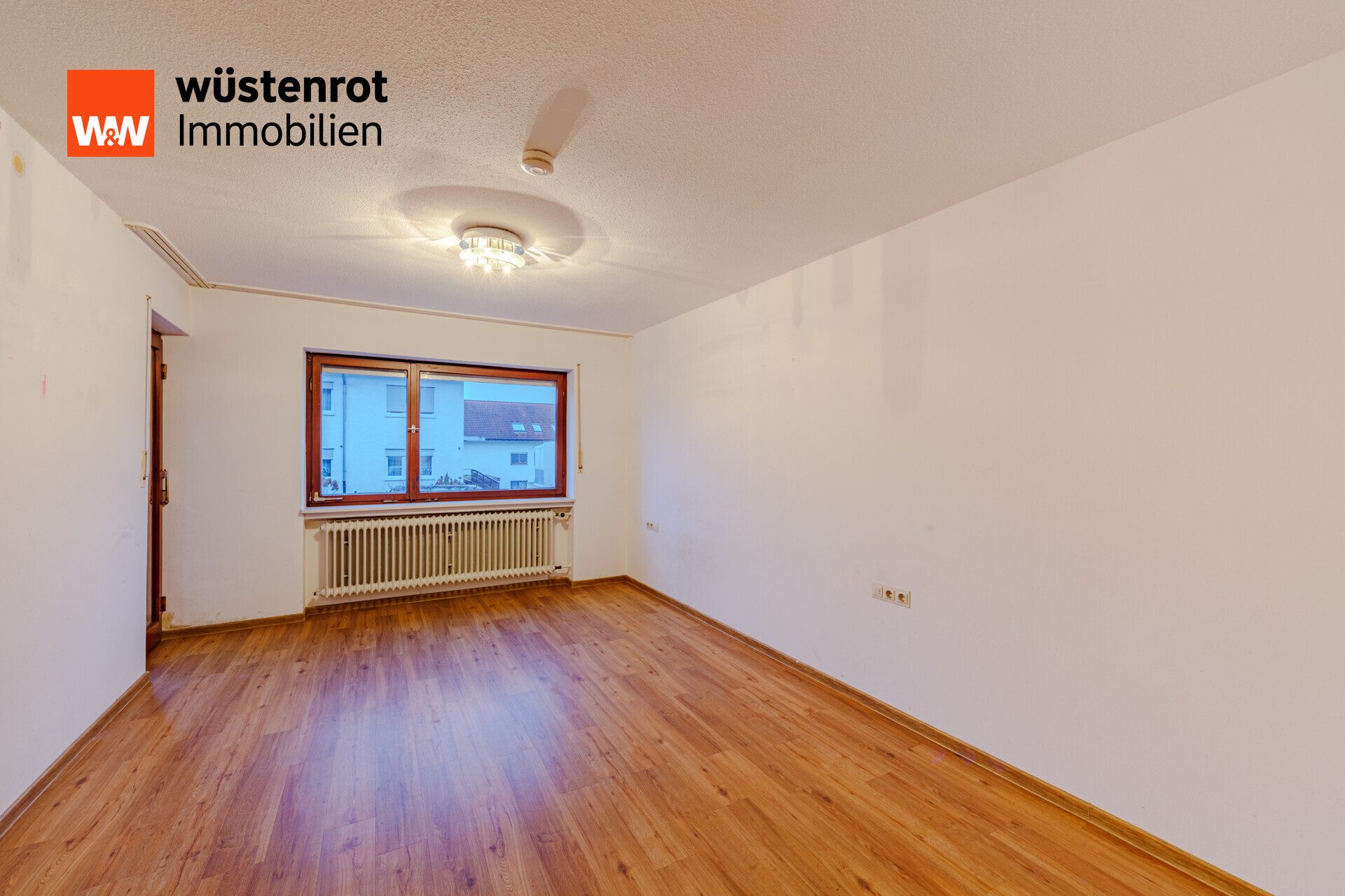 Immobilienangebot - Lahr/Schwarzwald / Mietersheim - Alle - **Zweifamilienhaus mit großzügiger Hauptwohnung und separater Einliegerwohnung**