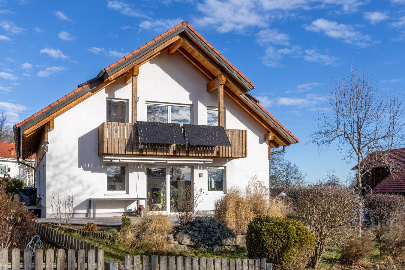 Immobilienangebot - Jengen / Beckstetten - Alle - Stilvolles Einfamilienhaus mit traumhaftem Ausblick, Doppelgarage & Vollunterkellerung