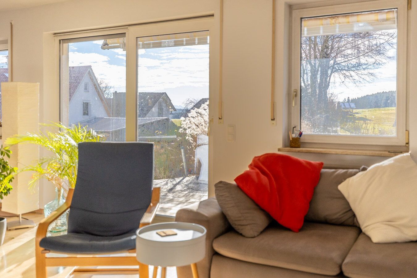 Immobilienangebot - Jengen / Beckstetten - Alle - Stilvolles Einfamilienhaus mit traumhaftem Ausblick, Doppelgarage & Vollunterkellerung