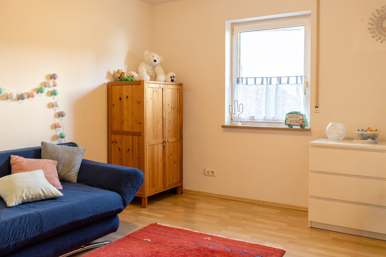 Immobilienangebot - Jengen / Beckstetten - Alle - Stilvolles Einfamilienhaus mit traumhaftem Ausblick, Doppelgarage & Vollunterkellerung