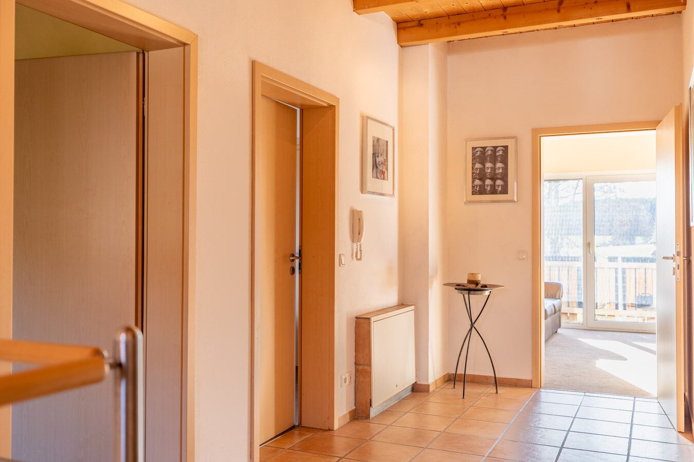 Immobilienangebot - Jengen / Beckstetten - Alle - Stilvolles Einfamilienhaus mit traumhaftem Ausblick, Doppelgarage & Vollunterkellerung