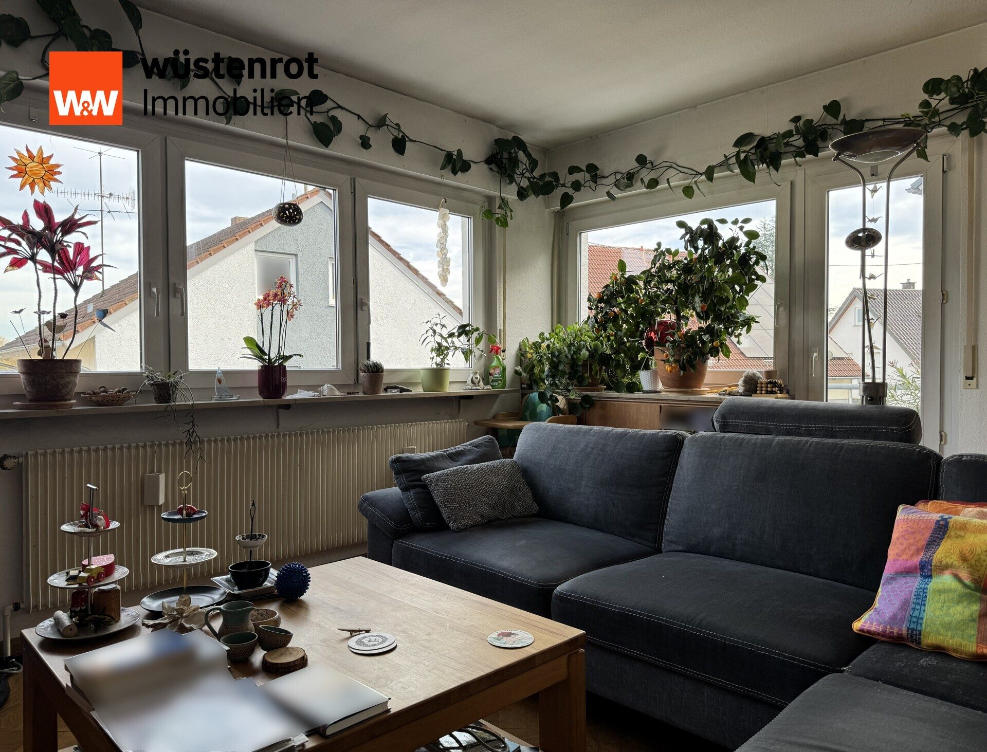 Immobilienangebot - Köngen - Alle - Ein Haus, viele Möglichkeiten – Wohnen, Arbeiten oder Vermieten in Köngen