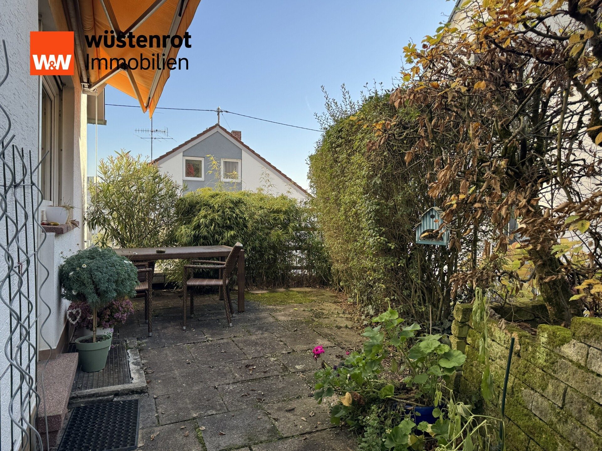 Immobilienangebot - Köngen - Alle - Ein Haus, viele Möglichkeiten – Wohnen, Arbeiten oder Vermieten in Köngen