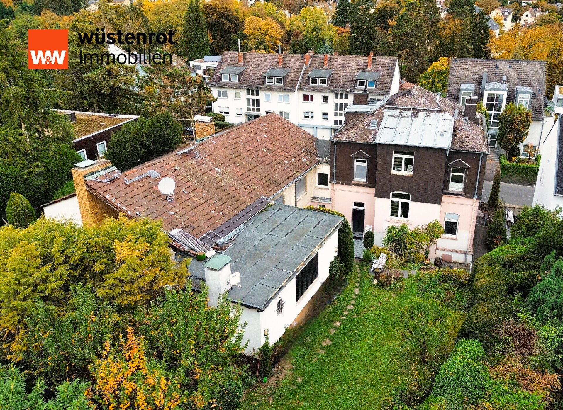 Immobilienangebot - Wiesbaden - Alle - #Charakterhaus mit Sanierungsstau und viel Stauraum