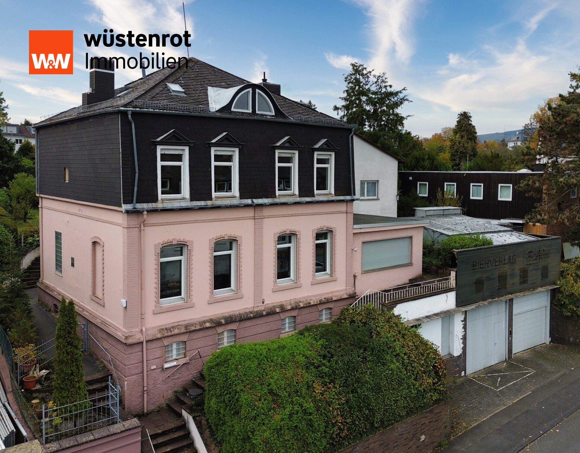 Immobilienangebot - Wiesbaden - Alle - #Charakterhaus mit Sanierungsstau und viel Stauraum