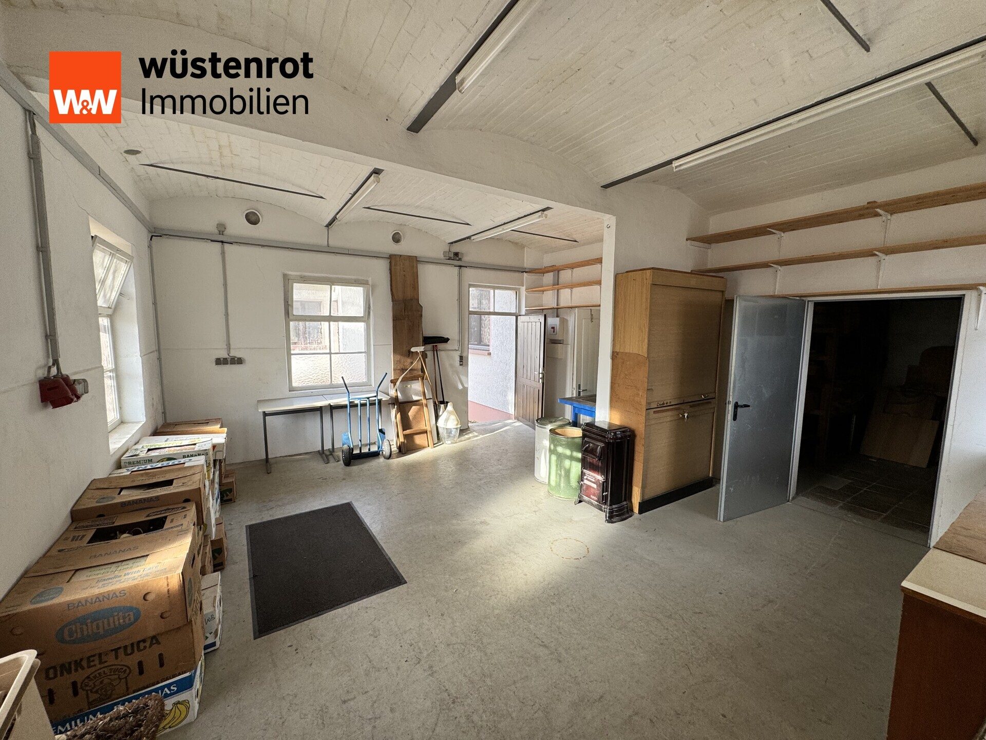 Immobilienangebot - Worms - Alle - +++WORMS-WEINSHEIM: DOPPELHAUSHÄLFTE MIT EINLIEGERWOHNUNG UND GEWERBERAUM IN RUHIGER, GRÜNER LAGE+++