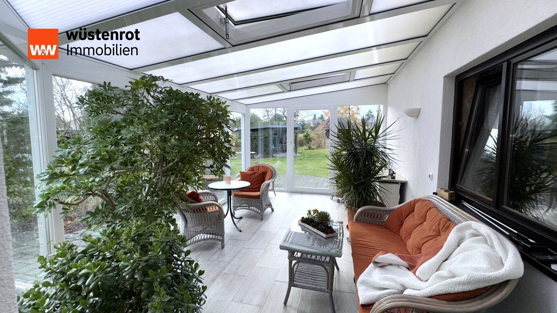 Immobilienangebot - Lebus - Alle - WOW - 2-Familienhaus in Lebus mit großem Garten und Doppelgarage sucht neuen Eigentümer