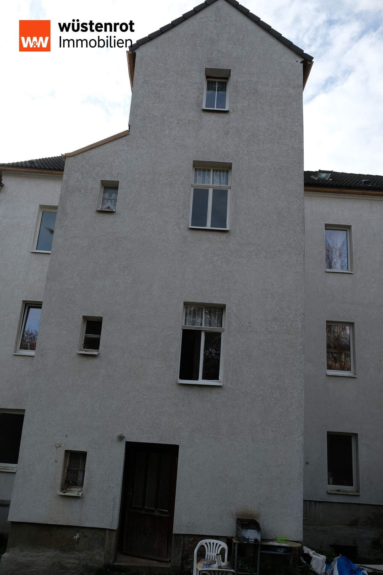 Immobilienangebot - Roßwein - Alle - Großzügige 5-Raum-ETW in Roßwein – saniert, renoviert, vermietet, ideal zur Kapitalanlage