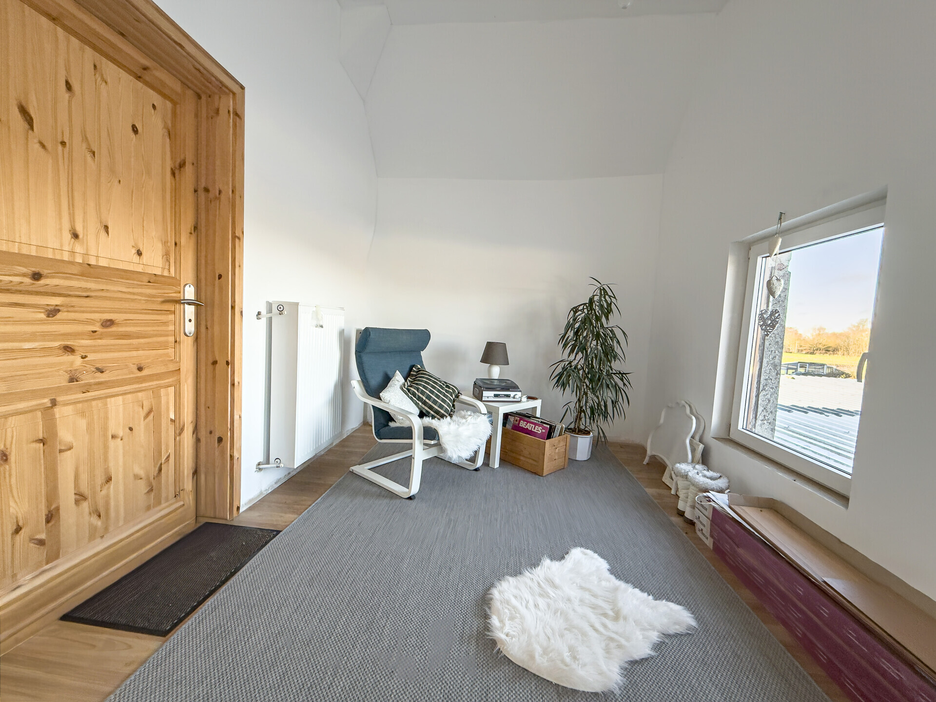 Immobilienangebot - Butjadingen - Alle - Charmantes Einfamilienhaus mit Einliegerwohnung und guten Möglichkeiten für Pferdehaltung