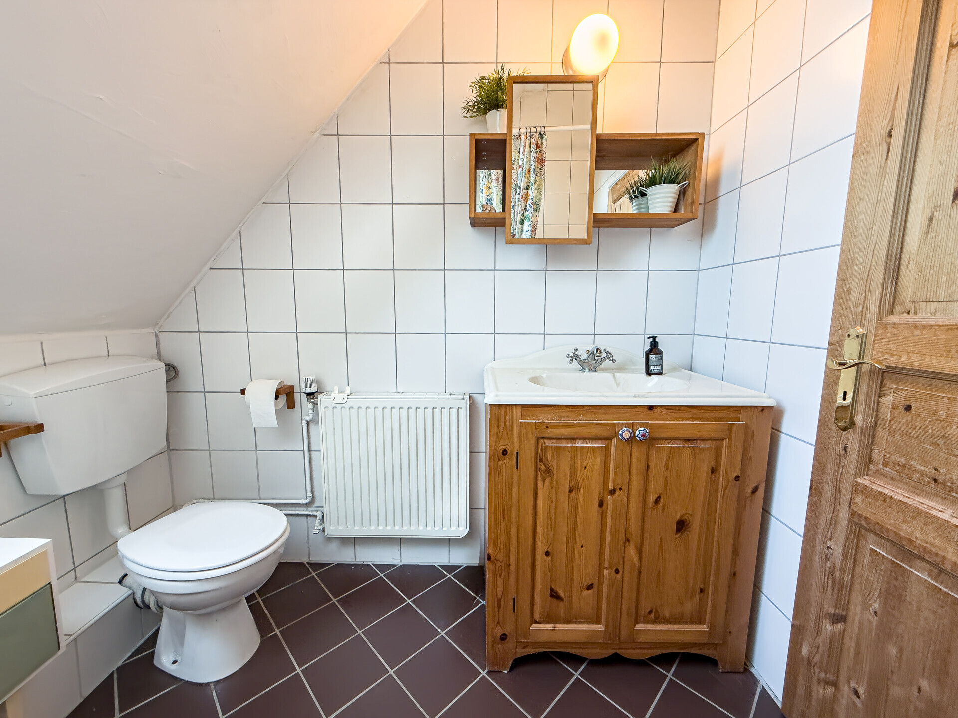 Immobilienangebot - Butjadingen - Alle - Charmantes Einfamilienhaus mit Einliegerwohnung und guten Möglichkeiten für Pferdehaltung