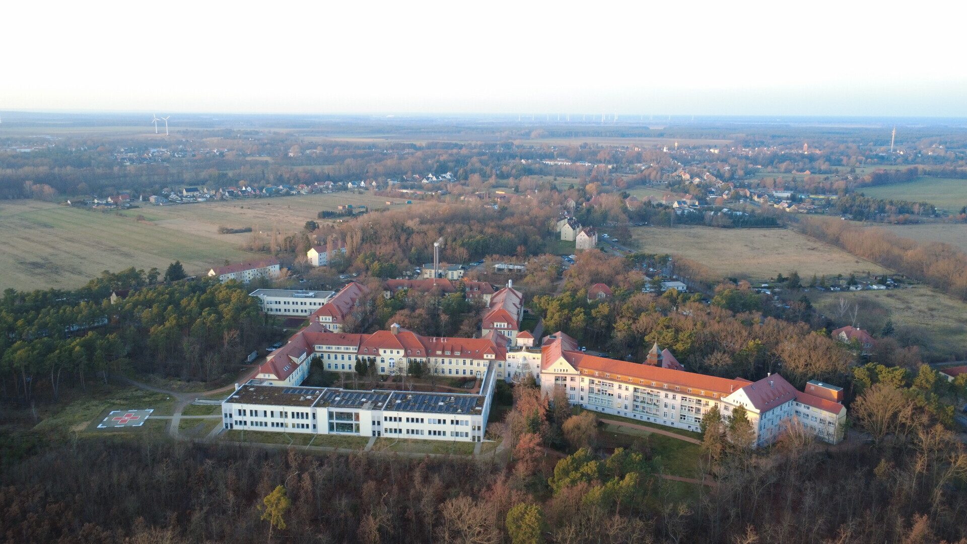 Immobilienangebot - Treuenbrietzen - Alle - Wohnen am Waldrand – Gepflegtes Einfamilienhaus mit großem Potenzial und idealer Lage in Treuenbrietzen