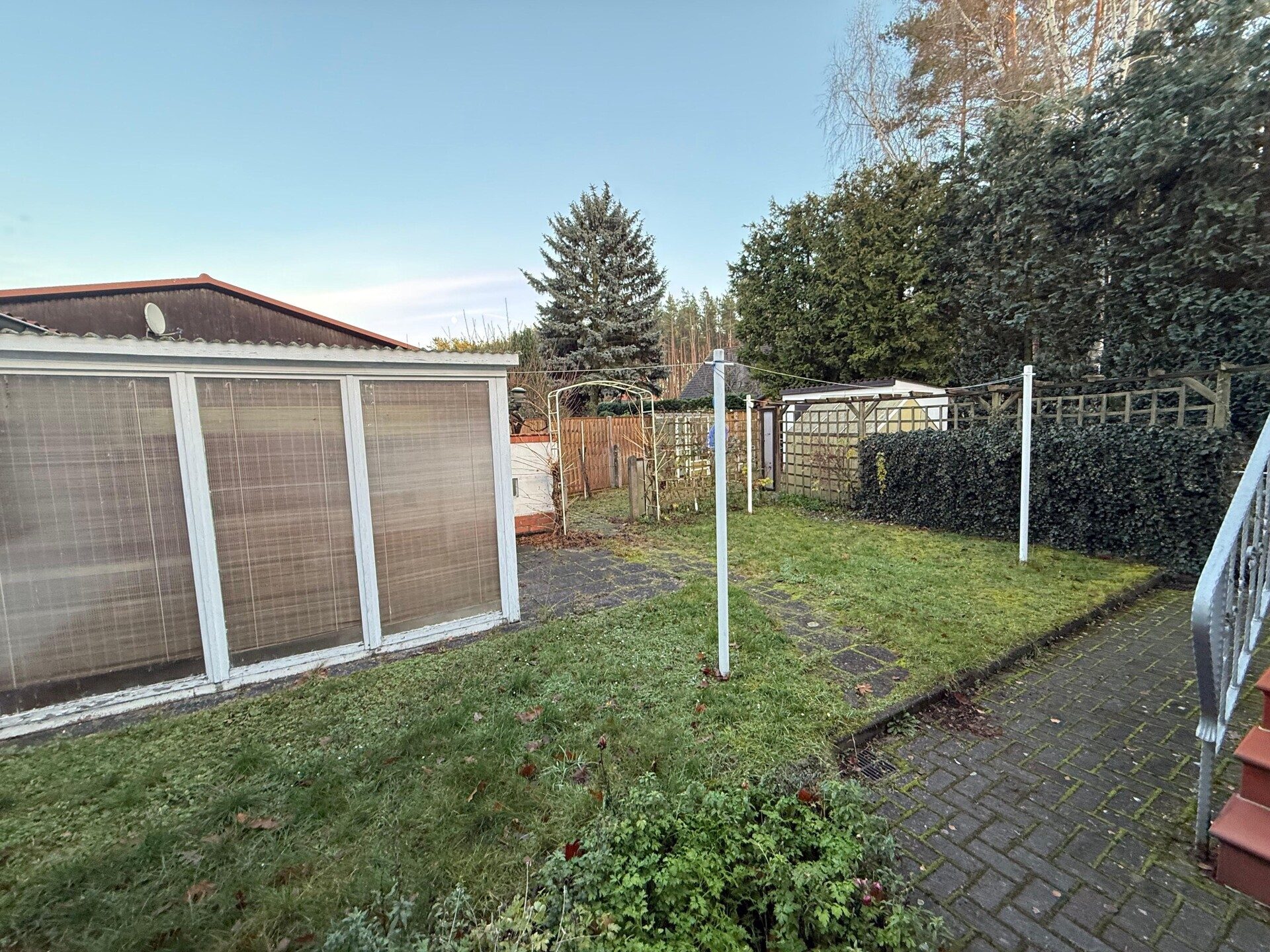 Immobilienangebot - Treuenbrietzen - Alle - Wohnen am Waldrand – Gepflegtes Einfamilienhaus mit großem Potenzial und idealer Lage in Treuenbrietzen