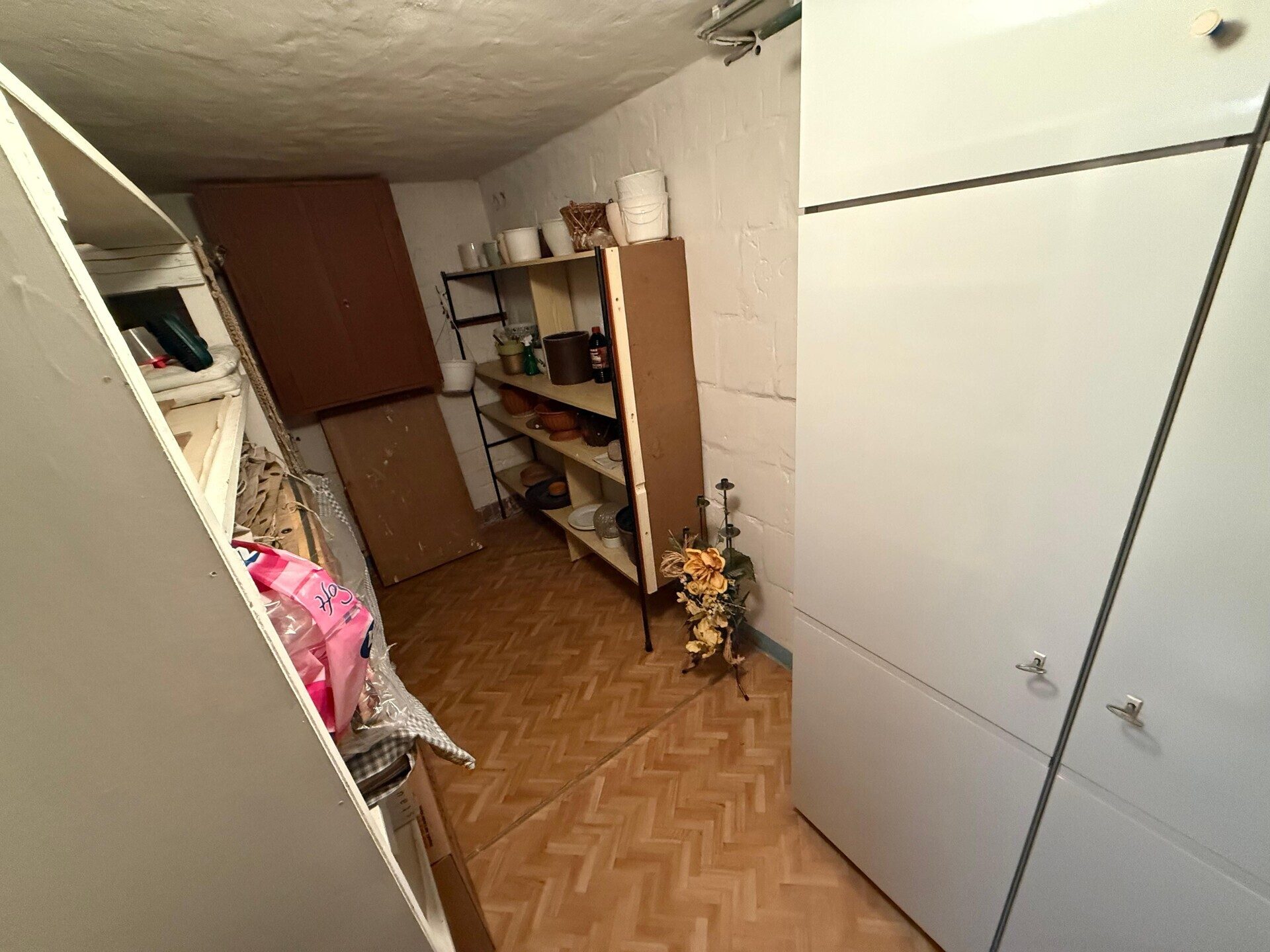 Immobilienangebot - Treuenbrietzen - Alle - Wohnen am Waldrand – Gepflegtes Einfamilienhaus mit großem Potenzial und idealer Lage in Treuenbrietzen
