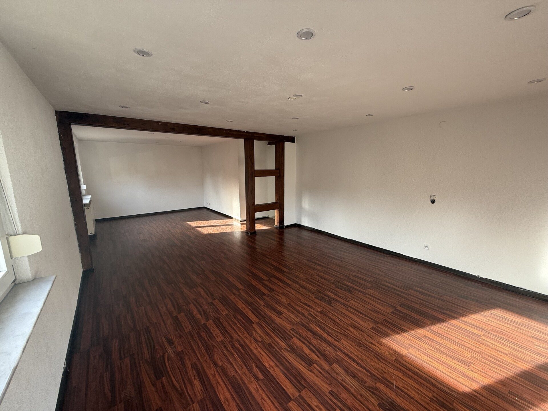 Immobilienangebot - Neuhausen auf den Fildern - Alle - Doppelhaushälfte mit Potenzial in zentraler Lage von Neuhausen - provisionsfrei!