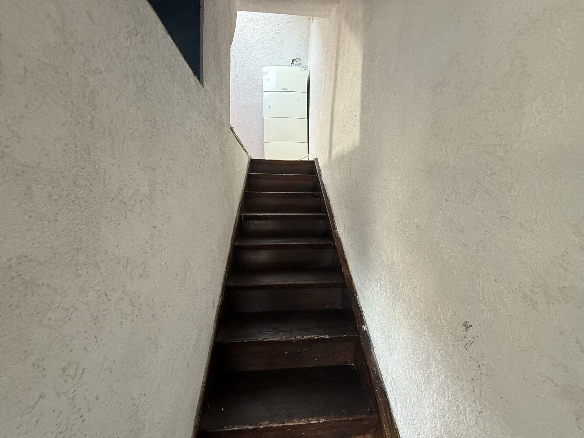 Immobilienangebot - Neuhausen auf den Fildern - Alle - Doppelhaushälfte mit Potenzial in zentraler Lage von Neuhausen - provisionsfrei!