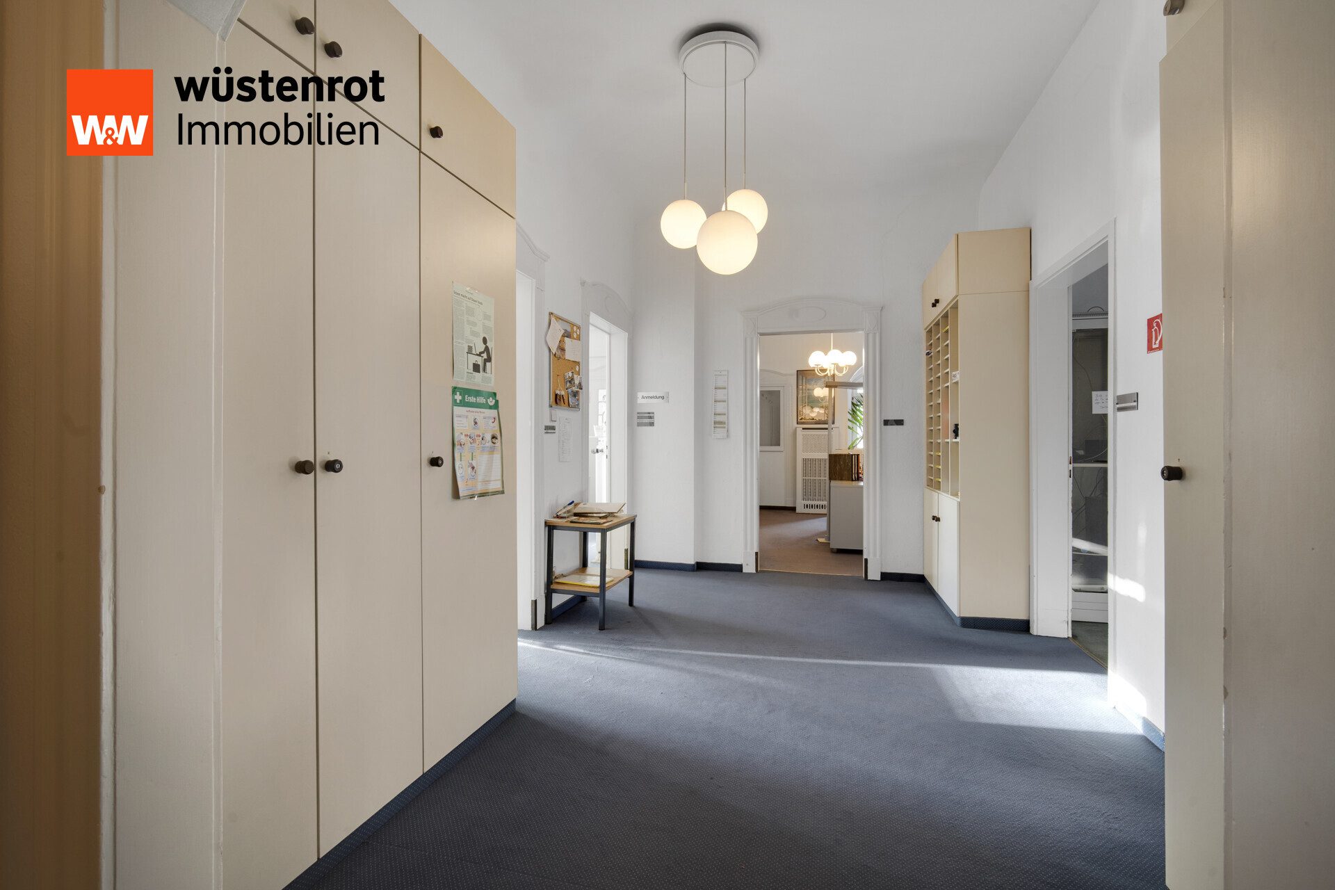 Immobilienangebot - Stuttgart - Alle - Exklusives Denkmal-Objekt in Bestlage: Historisches Stadtpalais als Wohnresidenz oder Kanzlei