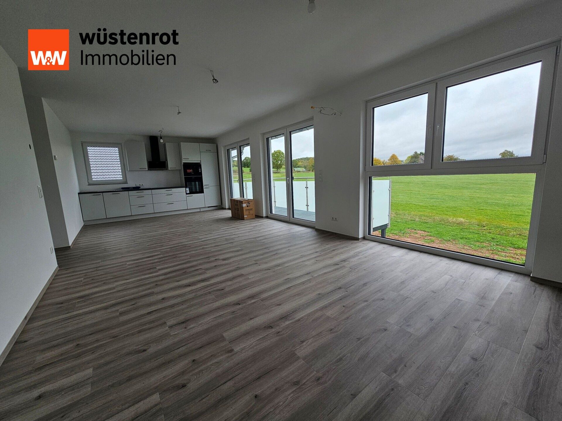 Immobilienangebot - Lahntal / Sterzhausen - Alle - Moderne 4-Zimmerwohnung mit Komfort und Balkon in Lahntal-Sterzhausen