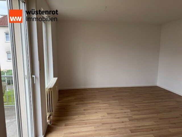 Immobilienangebot - Dresden / Cotta - Alle - Charmante 1-Raum-Wohnung mit Balkon & Tiefgarage in Toplage Dresden-Cotta