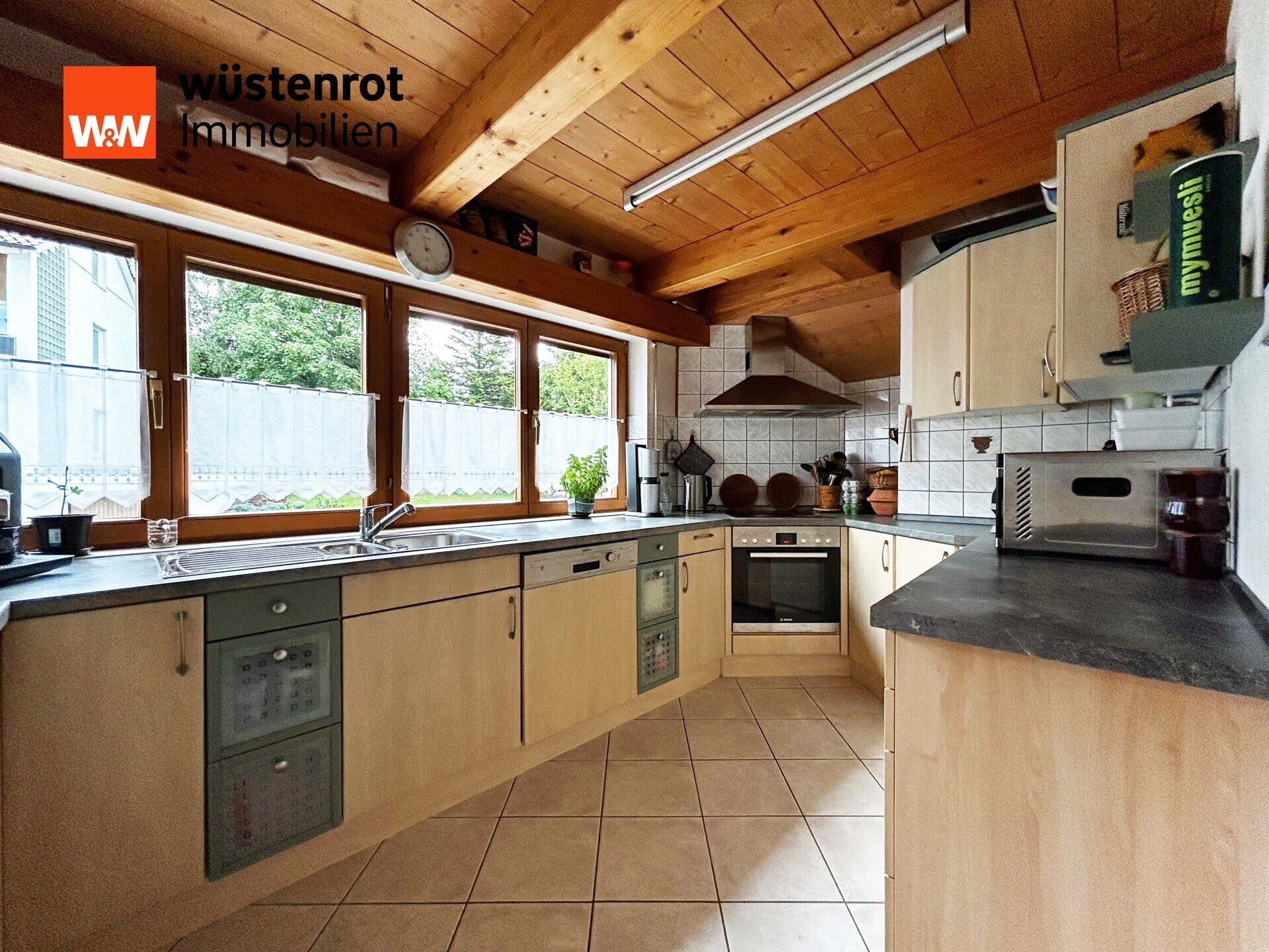Immobilienangebot - Sankt Georgen im Schwarzwald - Alle - Ihr Zuhause zum Verlieben. 3 Zimmer auf 97 m²
über zwei Ebenen. TOP-gepflegt. WOW-Ausblick.
Garage.