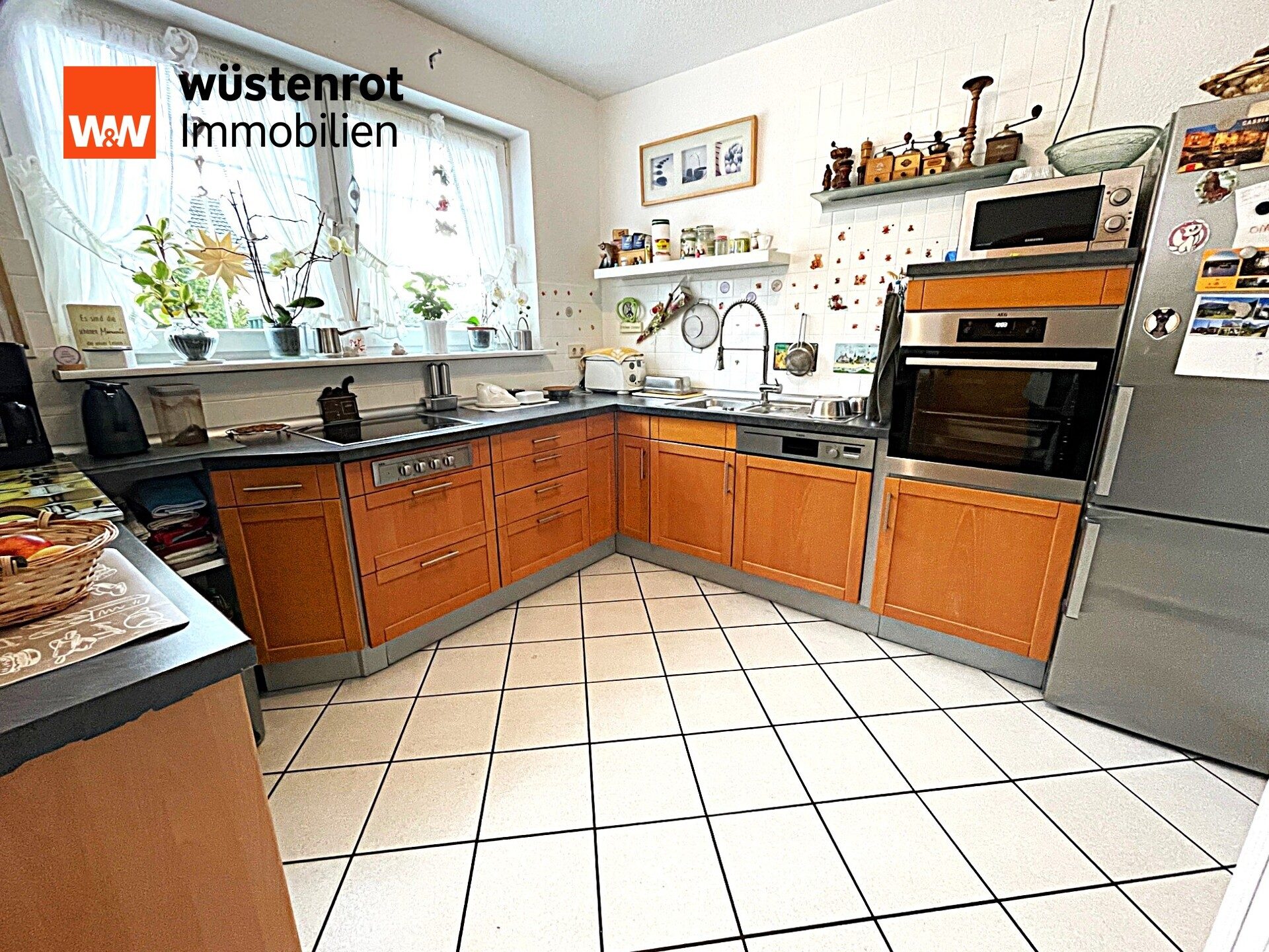 Immobilienangebot - Menden - Alle - WOHNEN und ARBEITEN 
frei gezogene DHH mit separatem Büro/Werkstattpavillon, 1 Garage Stellplätze