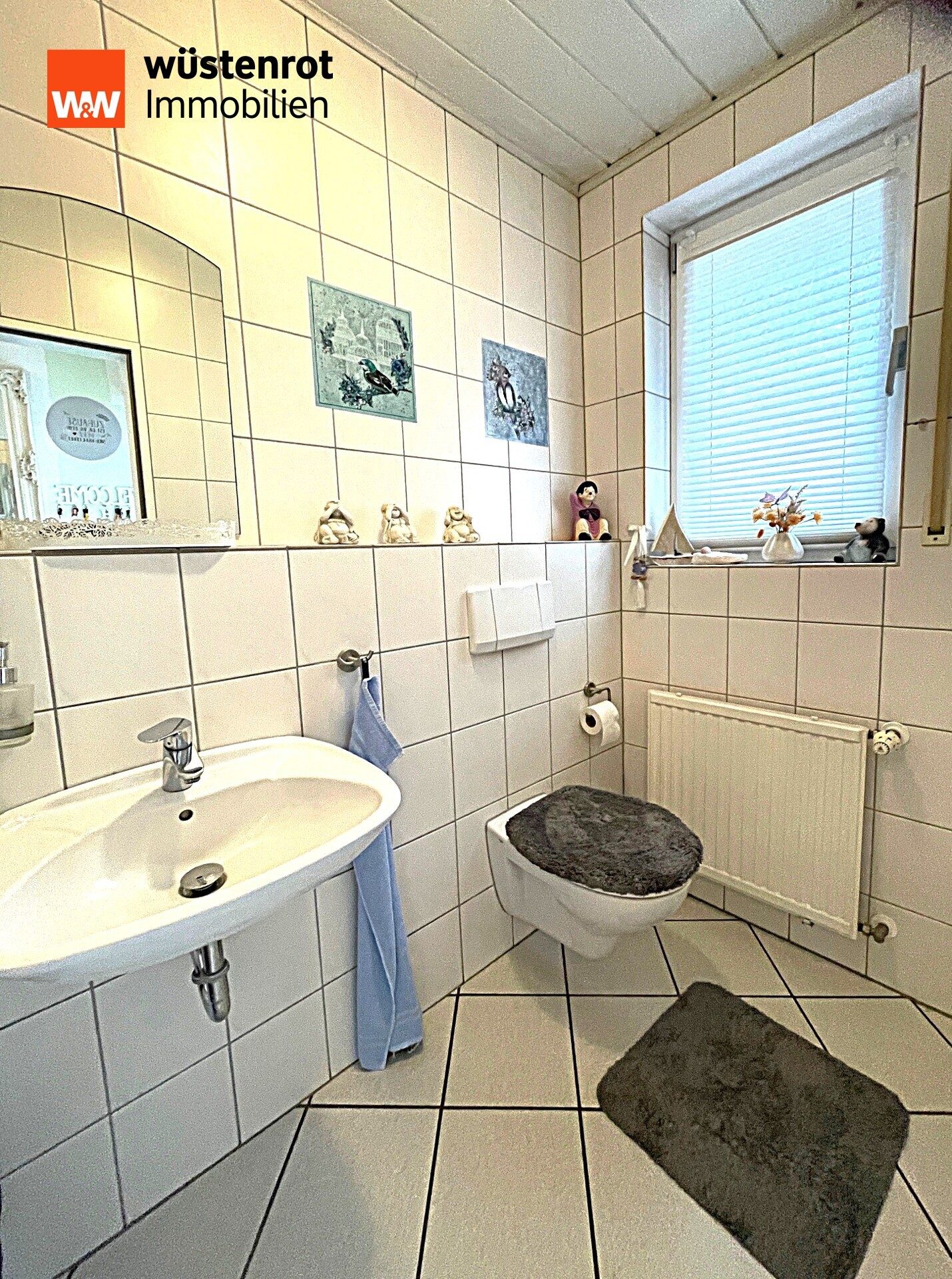 Immobilienangebot - Menden - Alle - WOHNEN und ARBEITEN 
frei gezogene DHH mit separatem Büro/Werkstattpavillon, 1 Garage Stellplätze