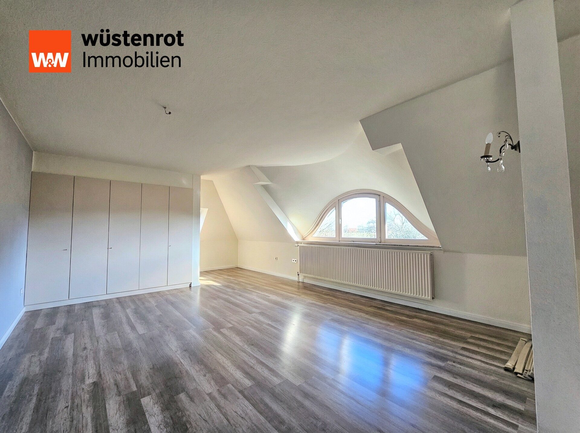Immobilienangebot - Lemförde - Alle - Exklusives Wohnhaus mit Praxis auf großem Grundstück in Lemförde