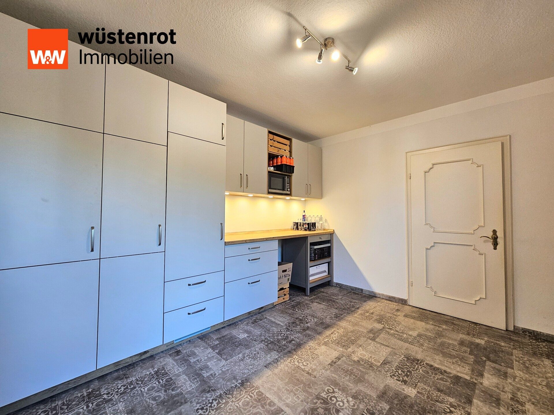 Immobilienangebot - Lemförde - Alle - Exklusives Wohnhaus mit Praxis auf großem Grundstück in Lemförde