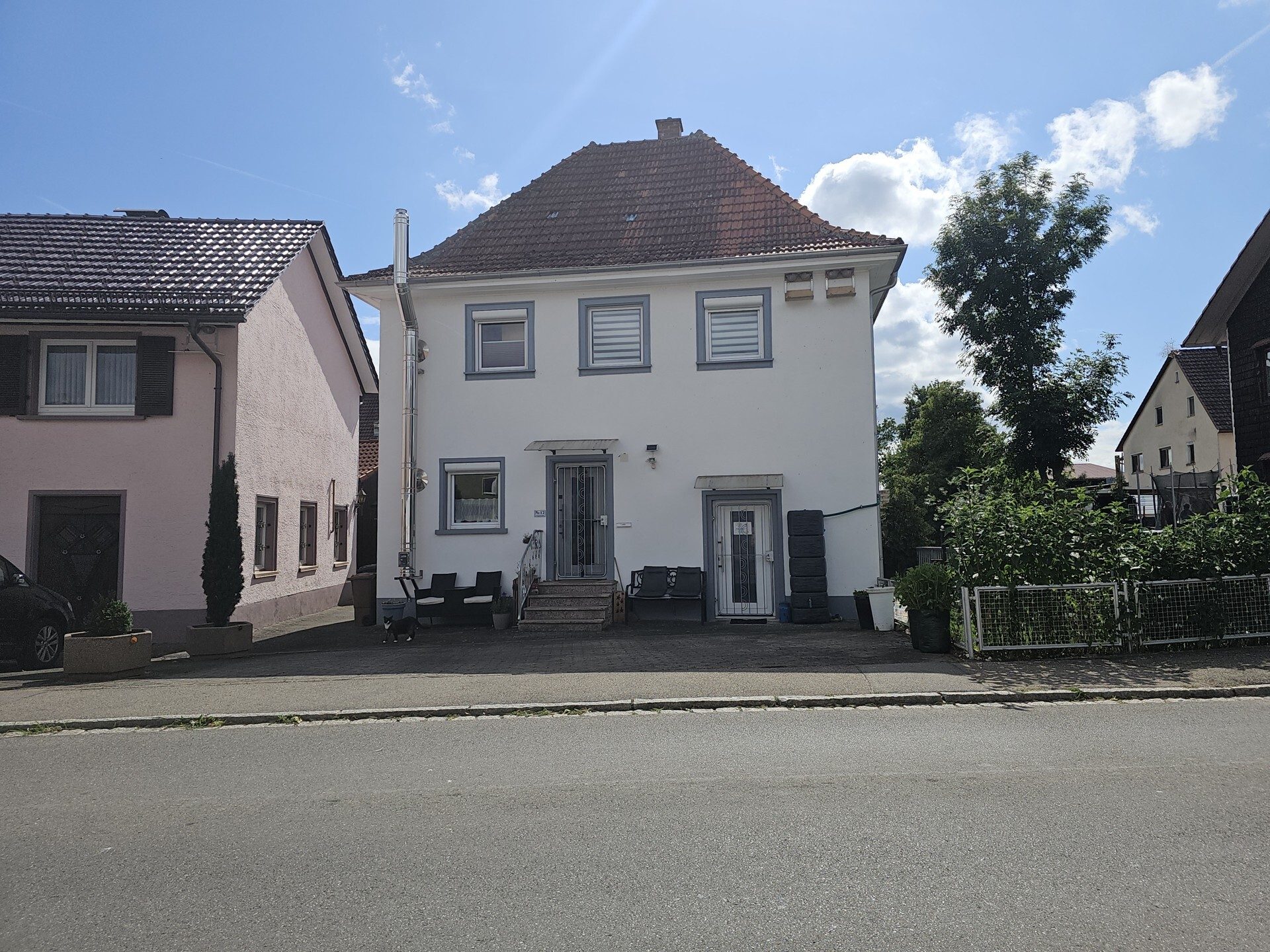 Immobilienangebot - Donaueschingen / Neudingen - Alle - Tolles Einfamilienhaus zum Preis einer Eigentumswohnung!
Hier kommt Ihre Chance!!!