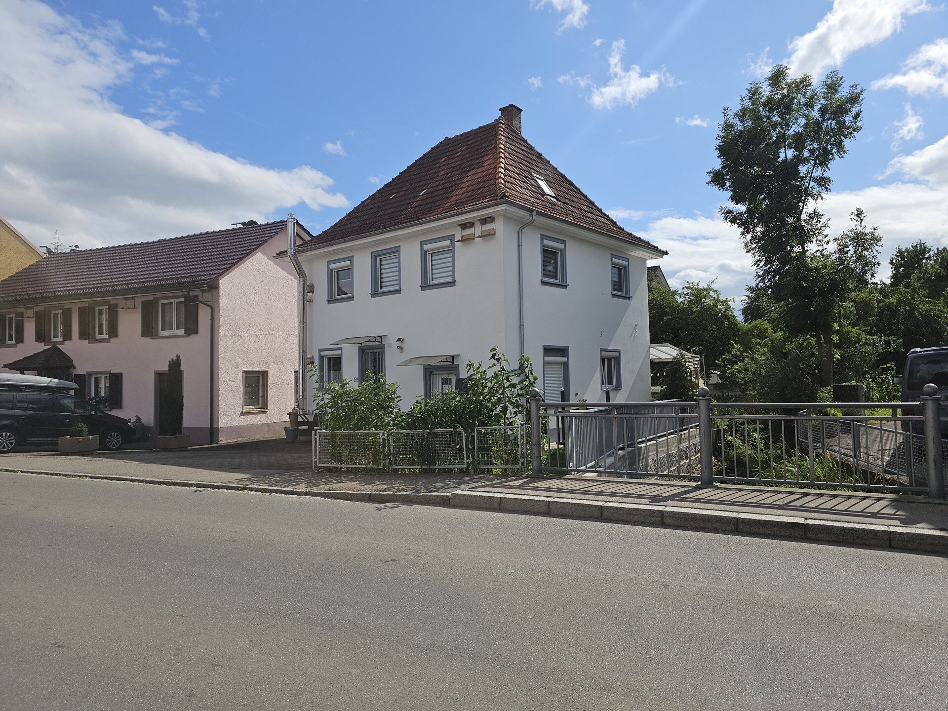 Immobilienangebot - Donaueschingen / Neudingen - Alle - Tolles Einfamilienhaus zum Preis einer Eigentumswohnung!
Hier kommt Ihre Chance!!!