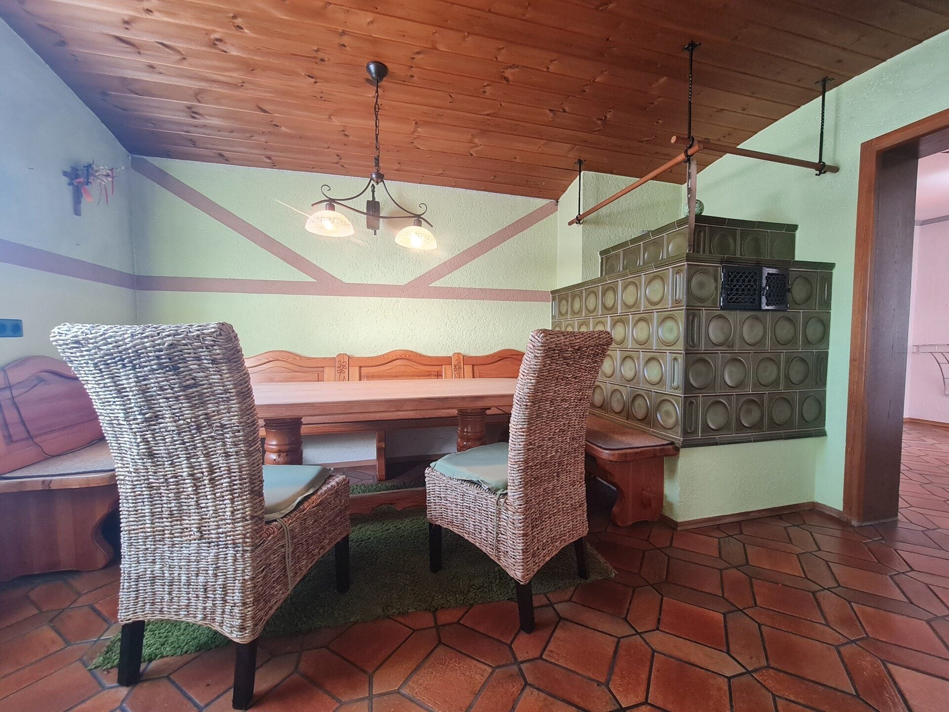 Immobilienangebot - Neuschönau - Alle - Wohnen wo andere Urlaub machen!
Bezahlbares Wohlfühlhaus mit viel Platz und tollen Möglichkeiten!