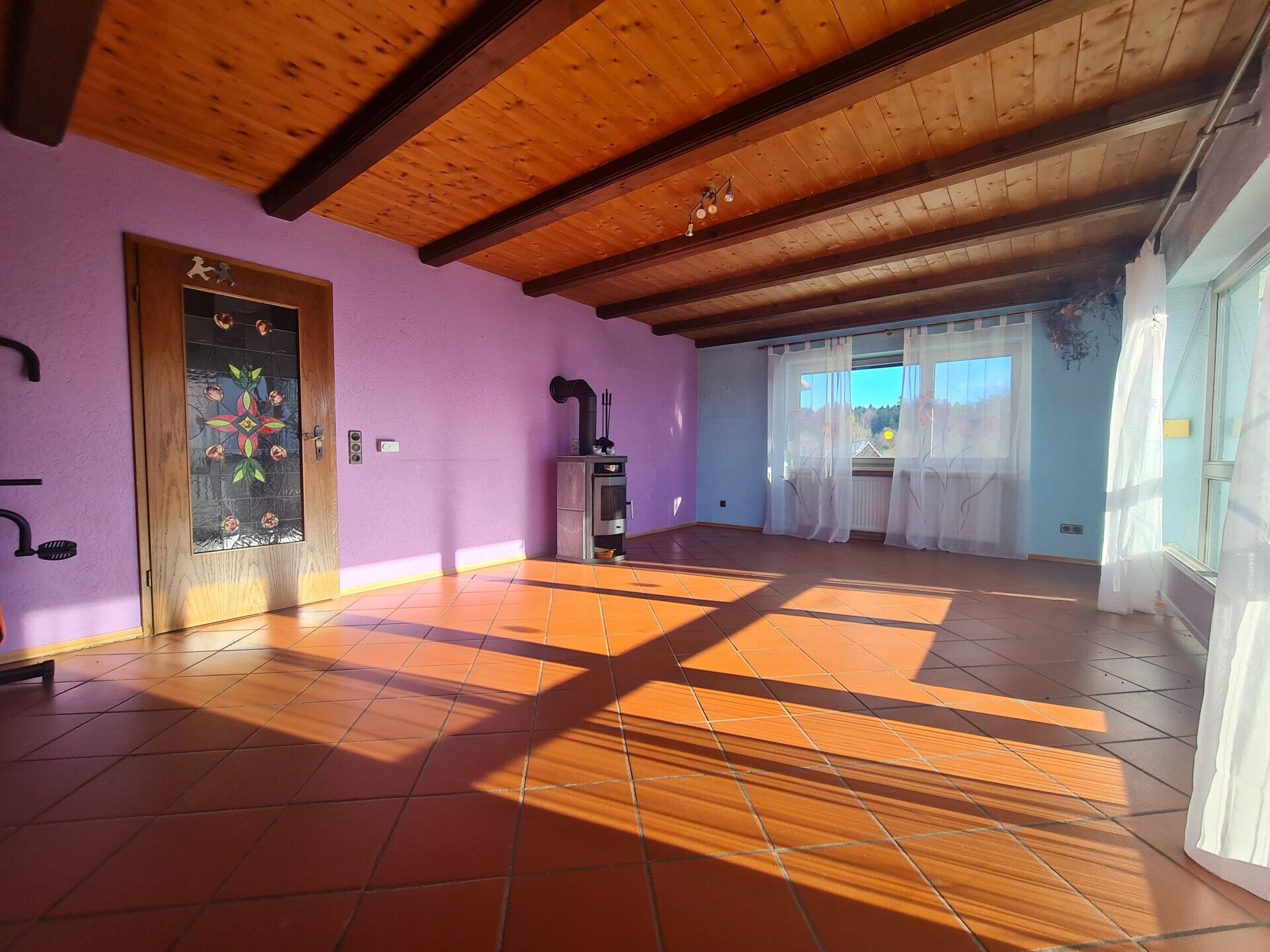 Immobilienangebot - Neuschönau - Alle - Wohnen wo andere Urlaub machen!
Bezahlbares Wohlfühlhaus mit viel Platz und tollen Möglichkeiten!