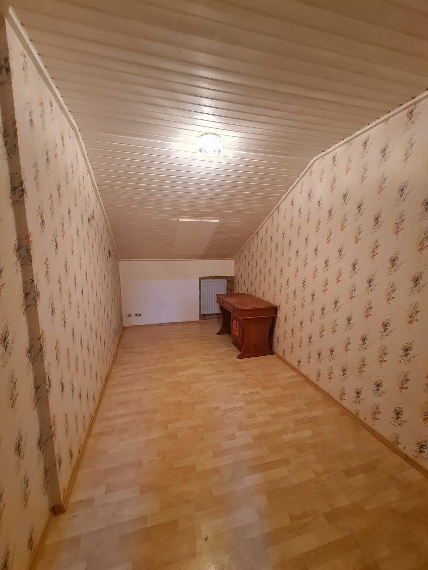 Immobilienangebot - Neuschönau - Alle - Wohnen wo andere Urlaub machen!
Bezahlbares Wohlfühlhaus mit viel Platz und tollen Möglichkeiten!
