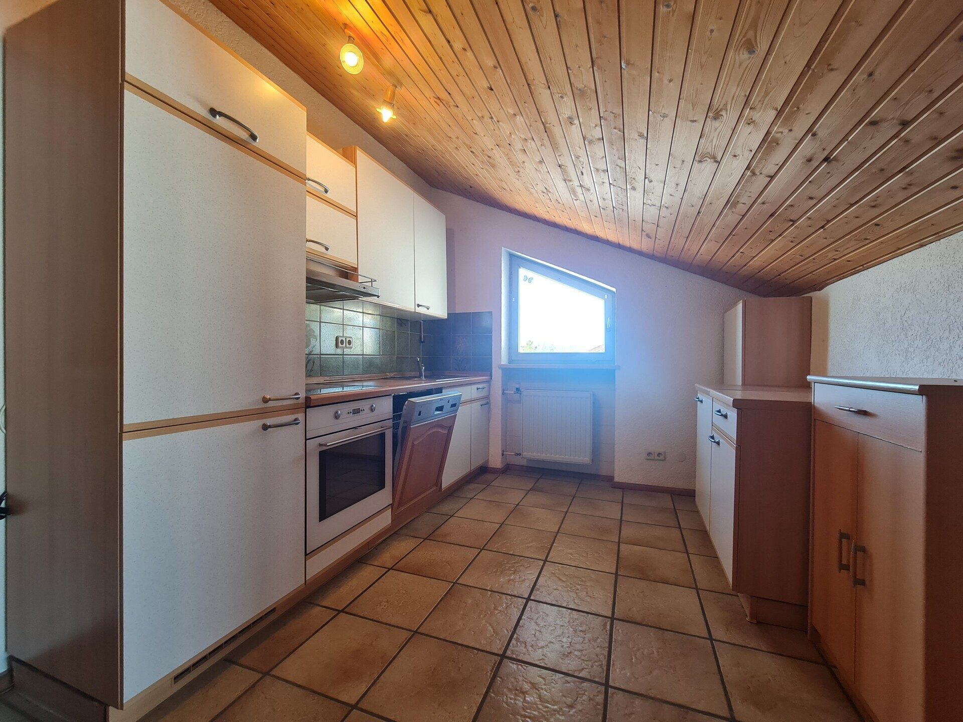 Immobilienangebot - Neuschönau - Alle - Wohnen wo andere Urlaub machen!
Bezahlbares Wohlfühlhaus mit viel Platz und tollen Möglichkeiten!