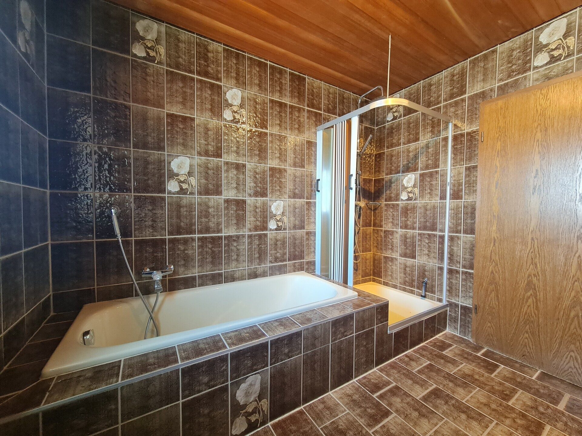 Immobilienangebot - Neuschönau - Alle - Wohnen wo andere Urlaub machen!
Bezahlbares Wohlfühlhaus mit viel Platz und tollen Möglichkeiten!