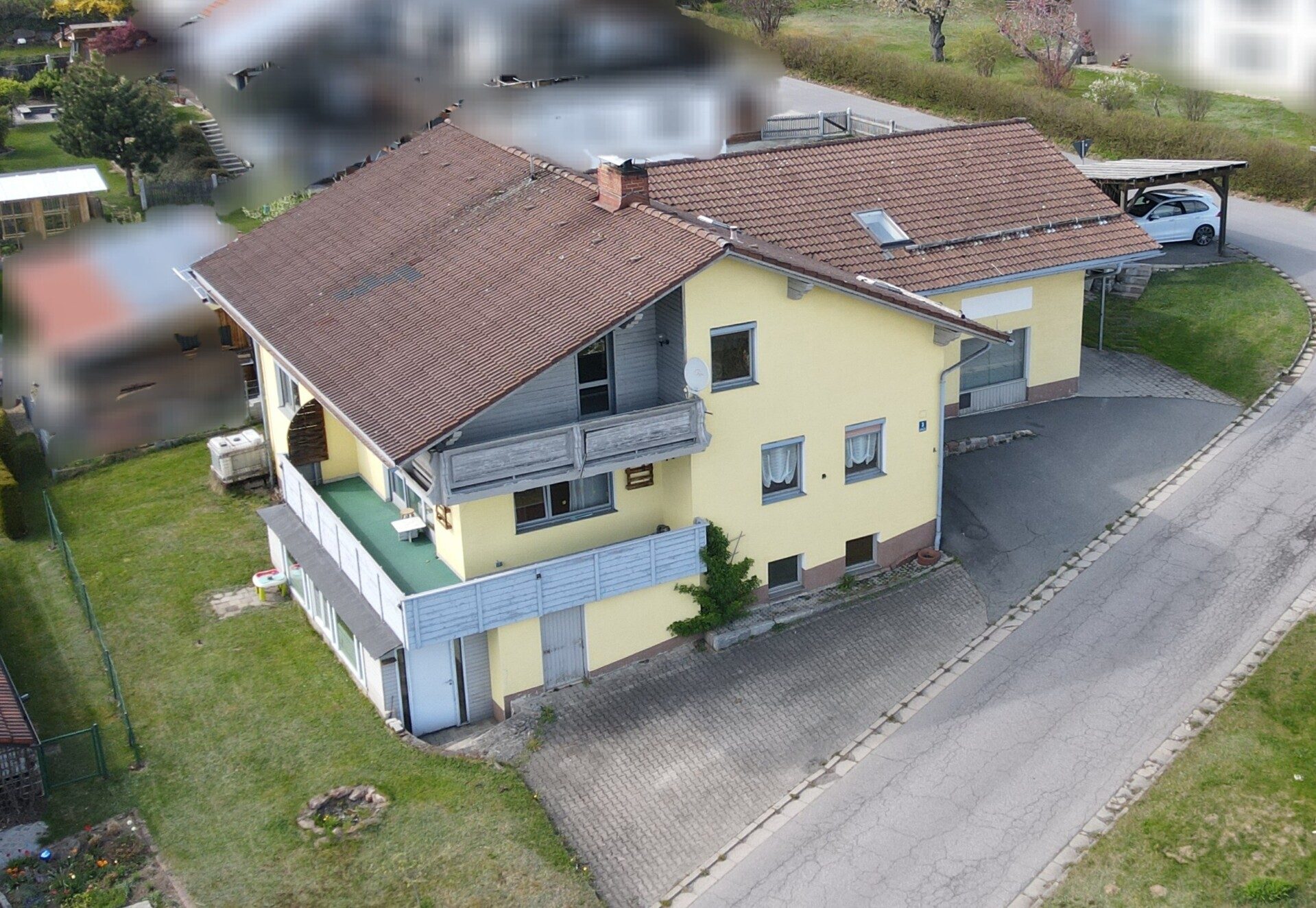 Immobilienangebot - Neuschönau - Alle - Wohnen wo andere Urlaub machen!
Bezahlbares Wohlfühlhaus mit viel Platz und tollen Möglichkeiten!