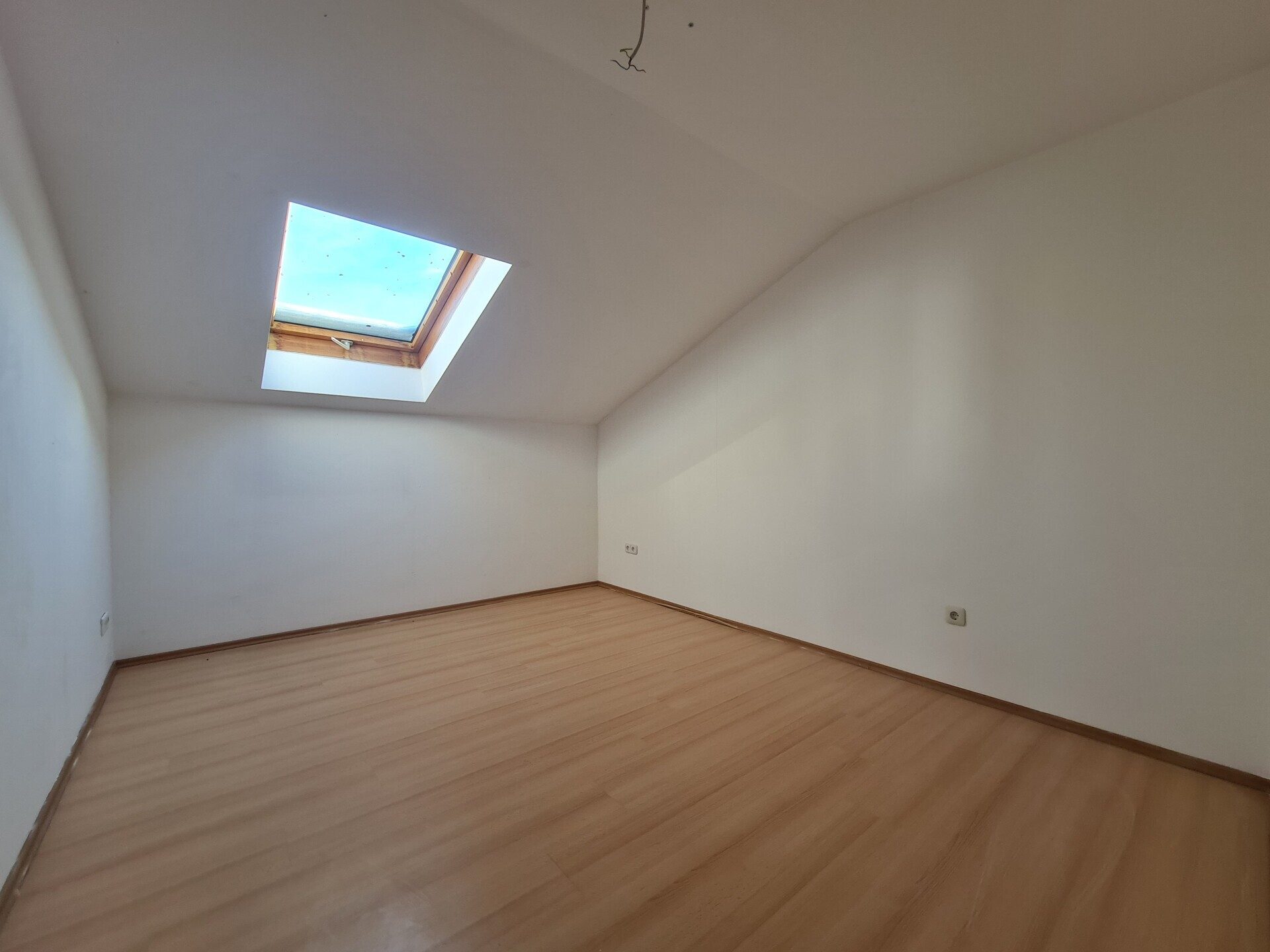 Immobilienangebot - Neuschönau - Alle - Wohnen wo andere Urlaub machen!
Bezahlbares Wohlfühlhaus mit viel Platz und tollen Möglichkeiten!
